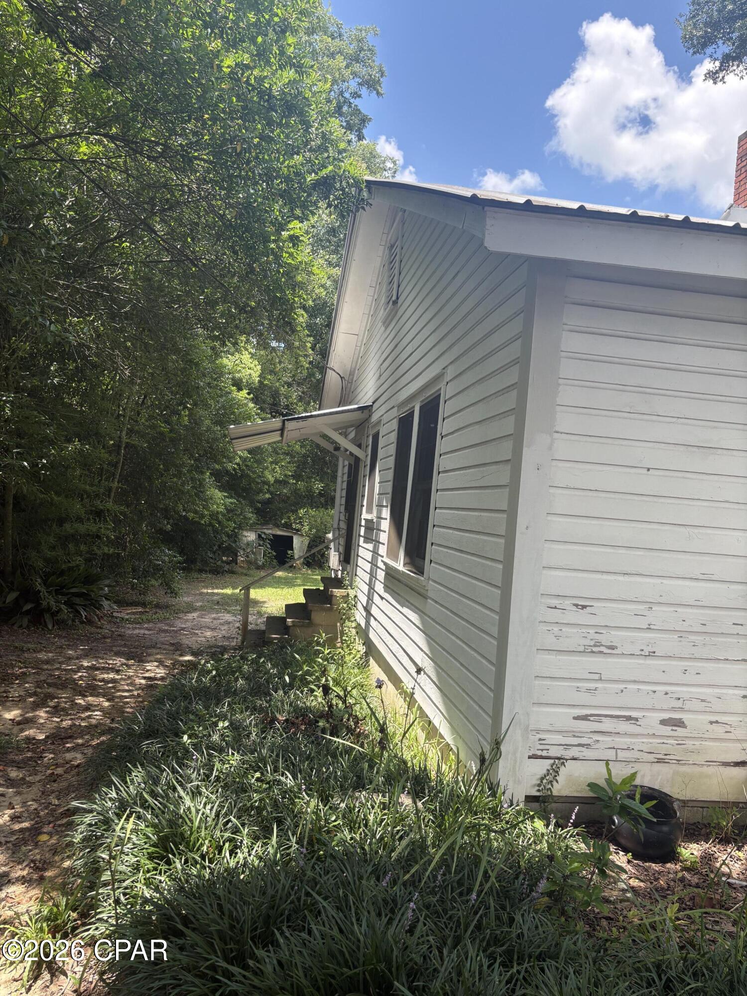 main property photo 19