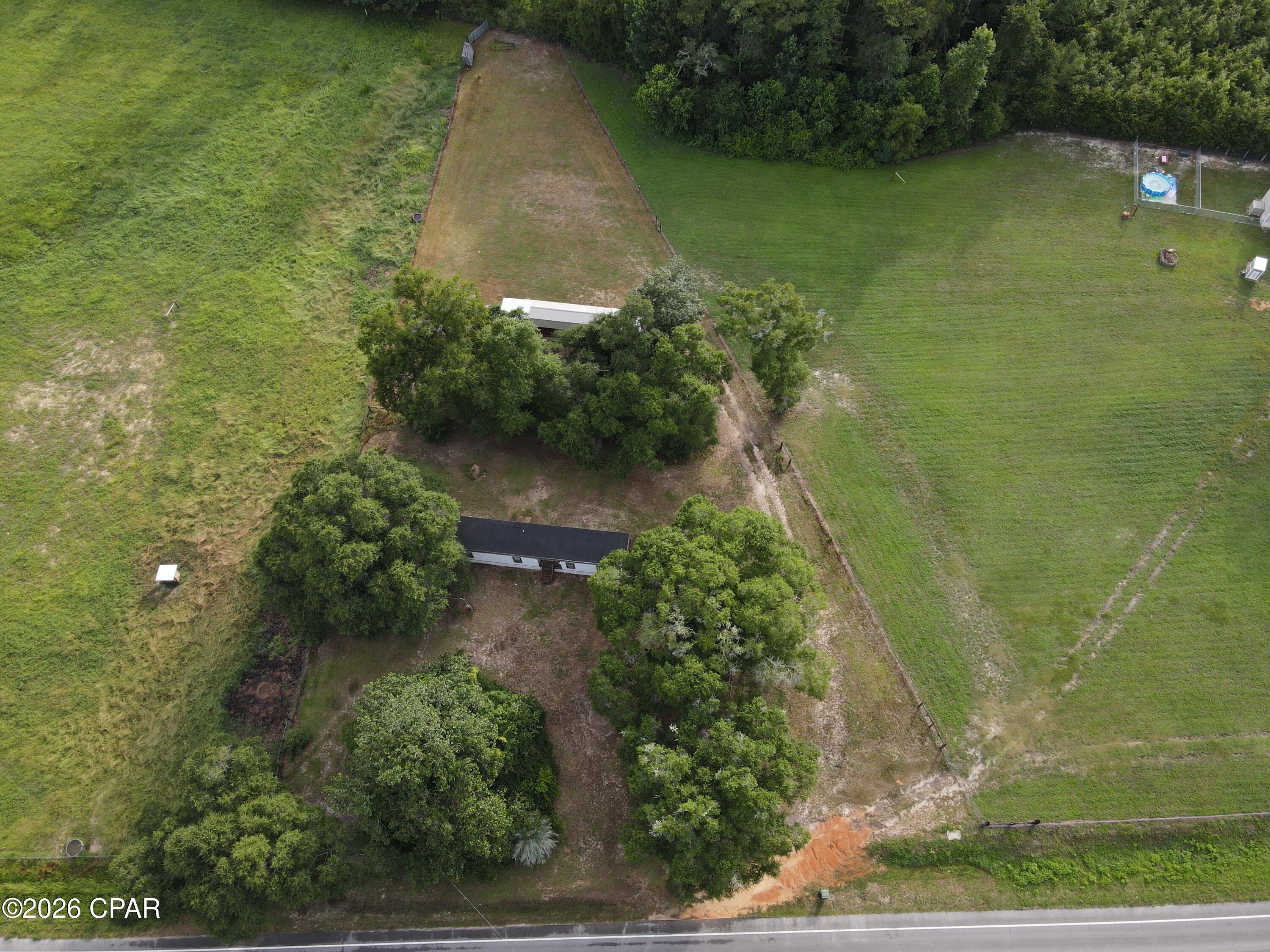 main property photo 33