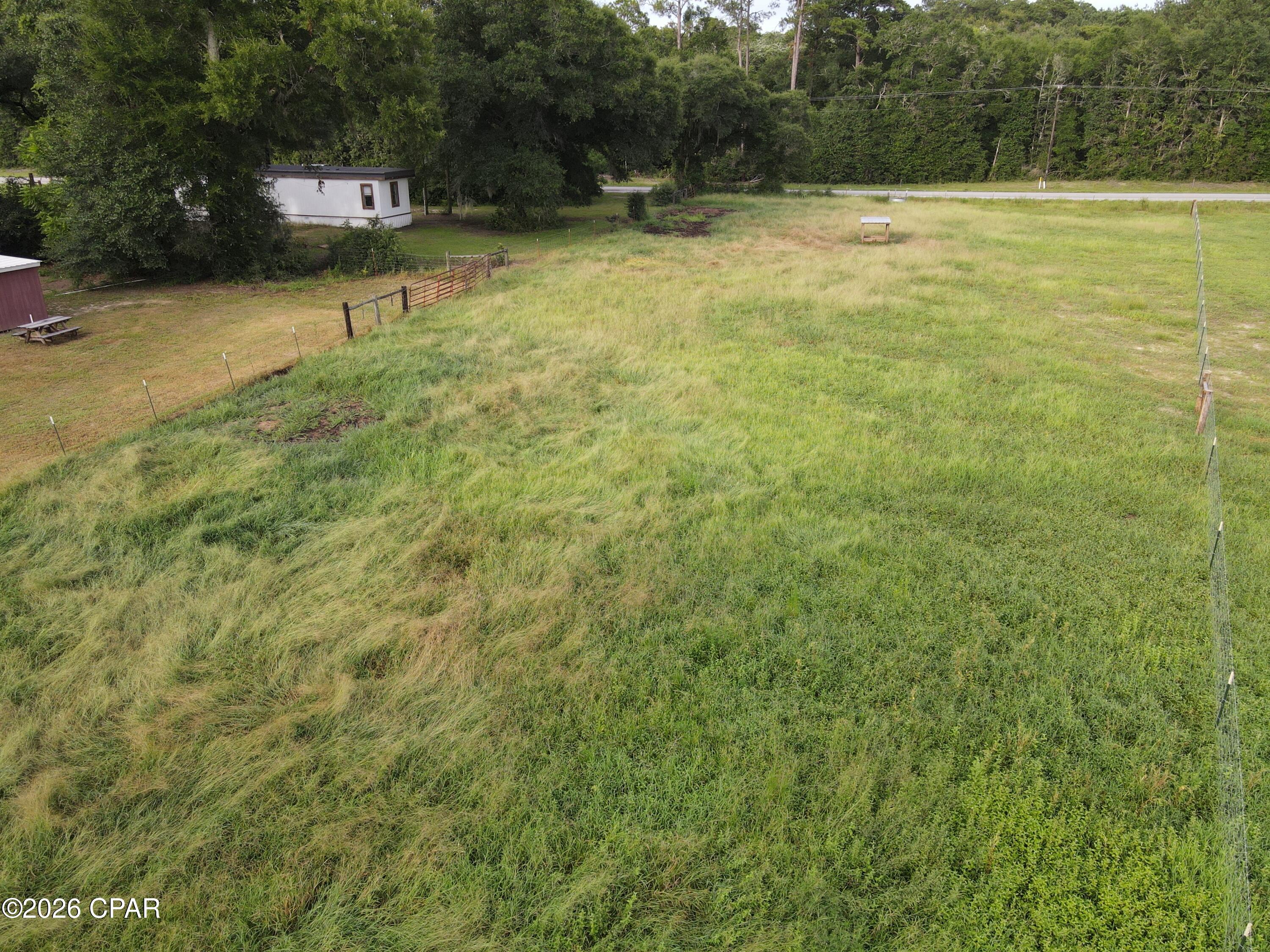main property photo 40