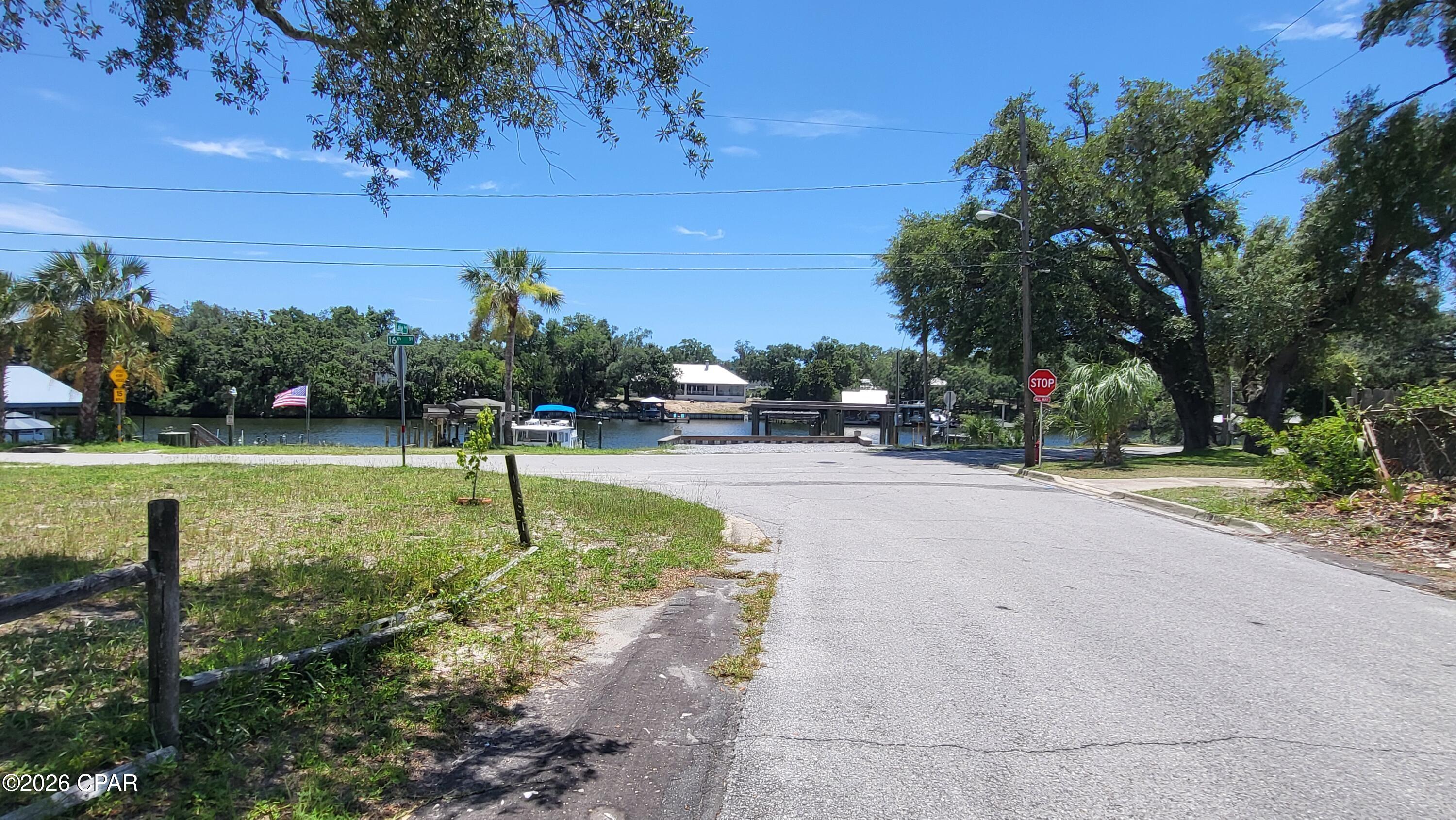 main property photo 25