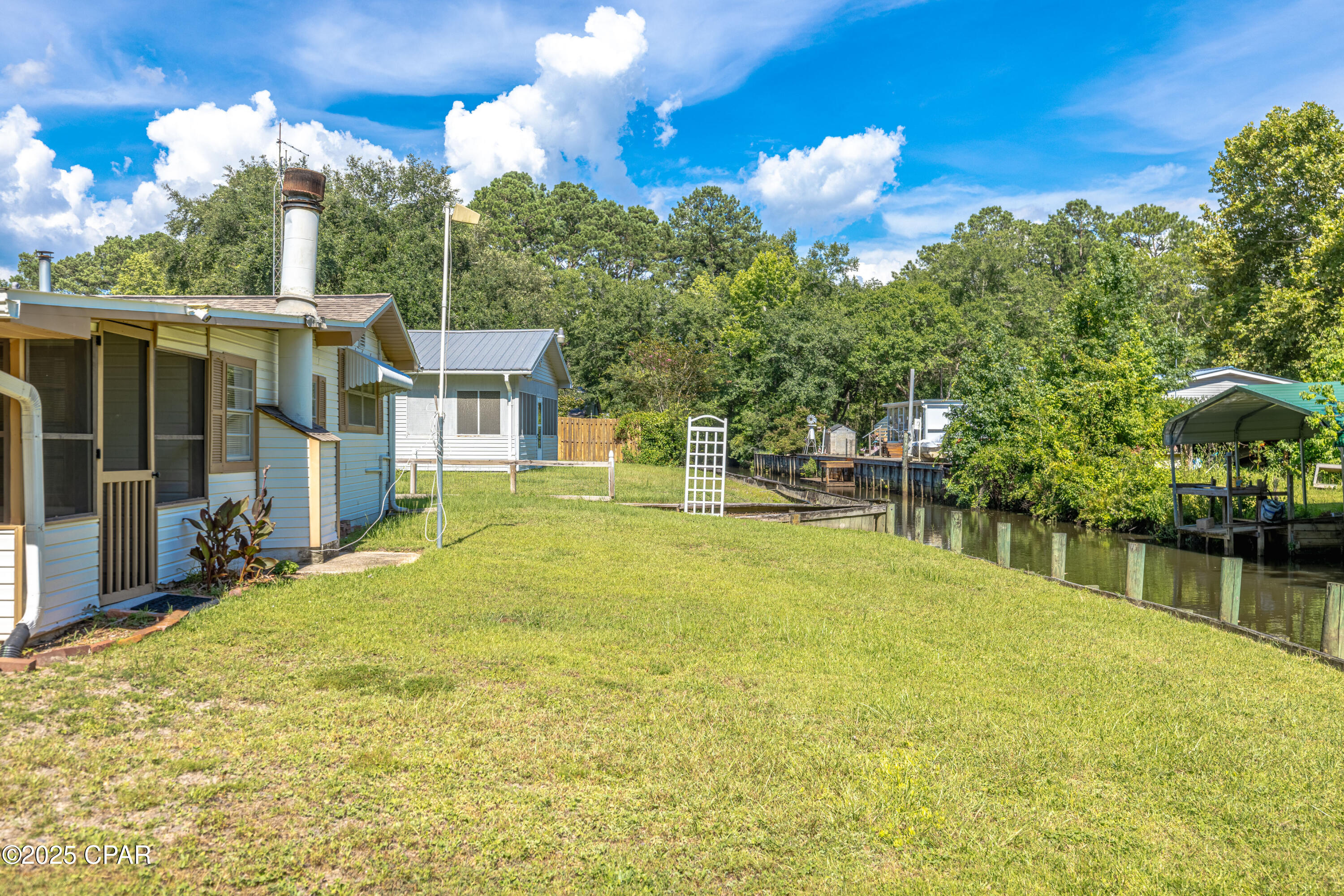 main property photo 50