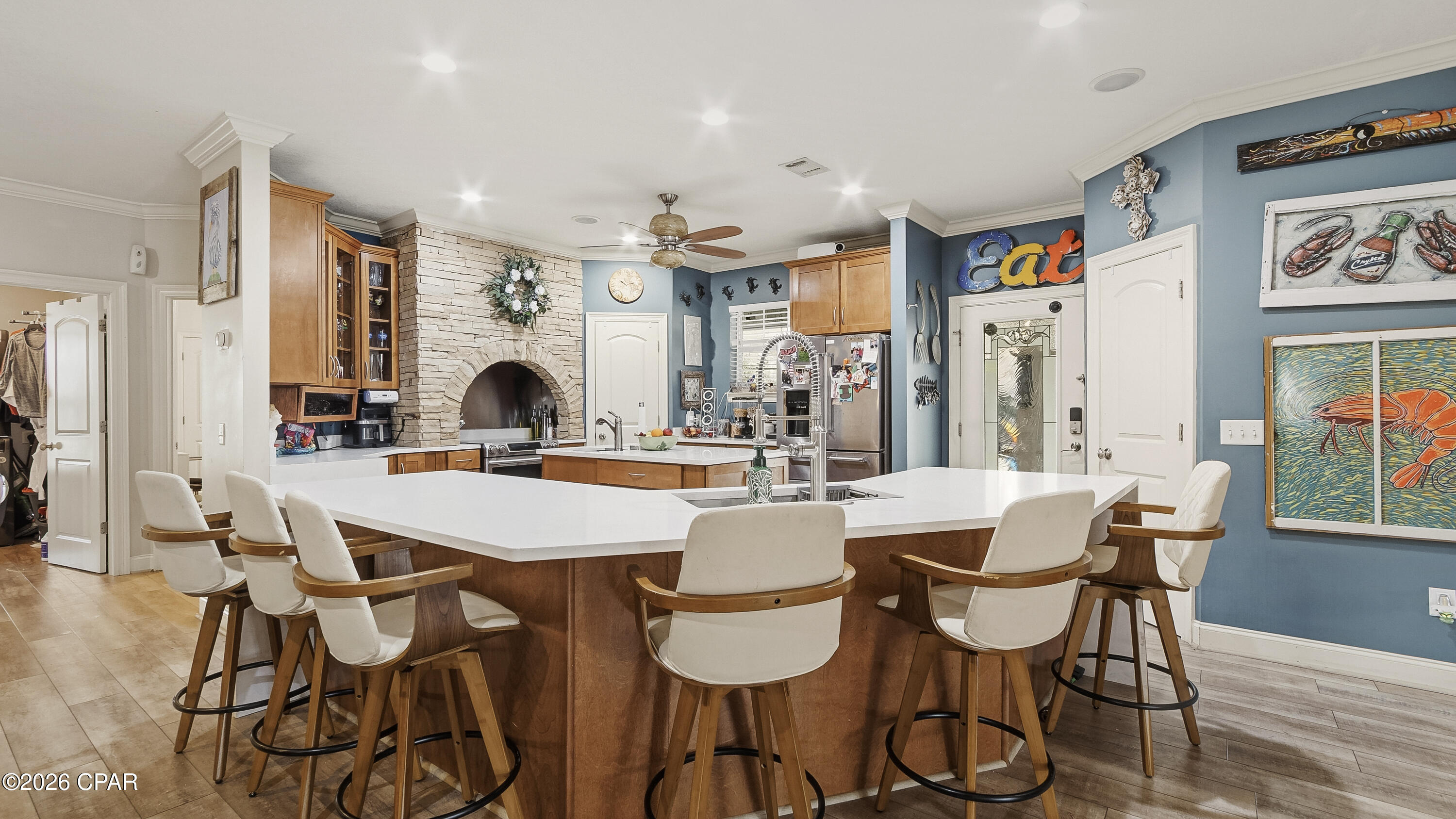 main property photo 19
