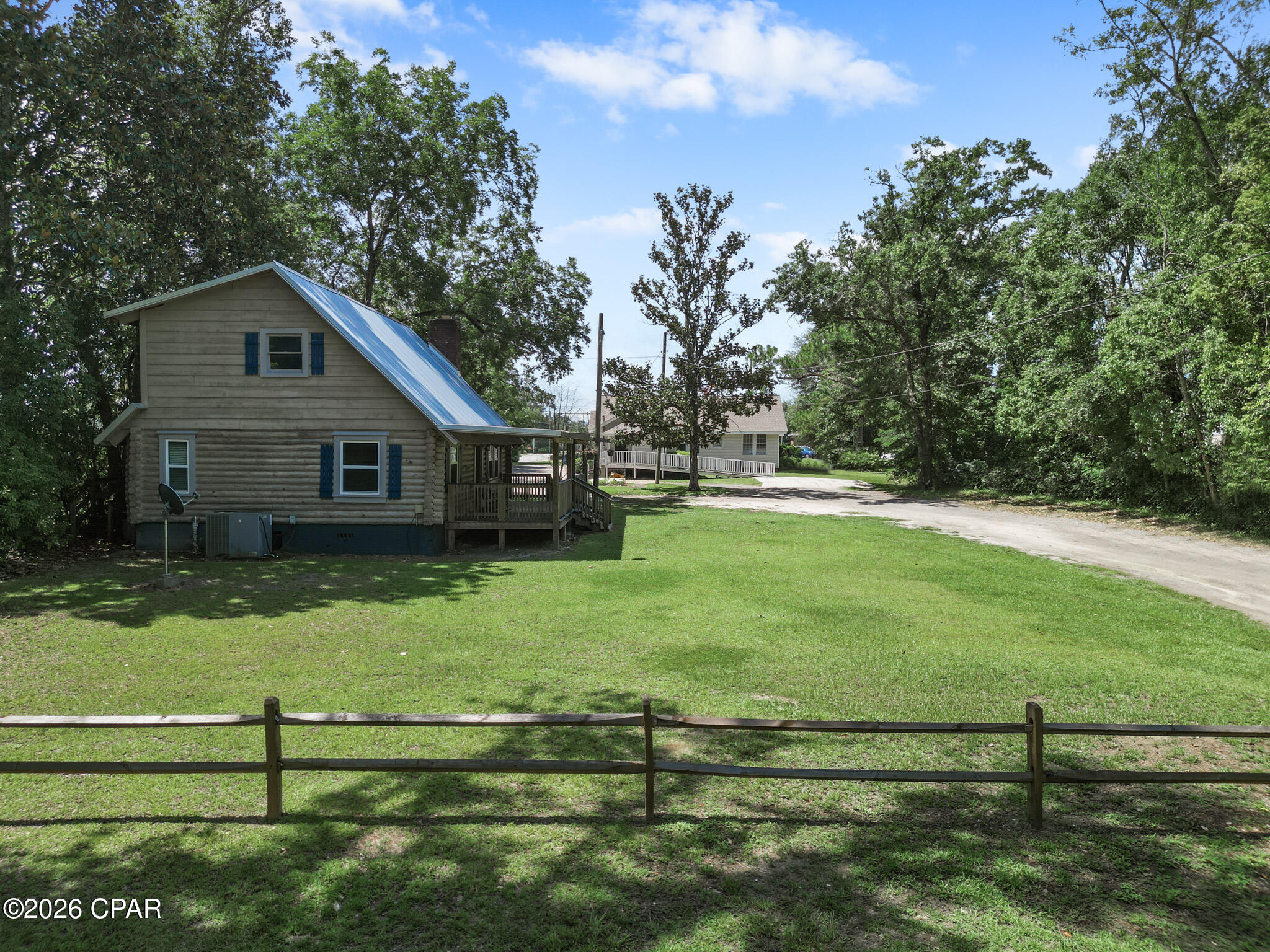 main property photo 30