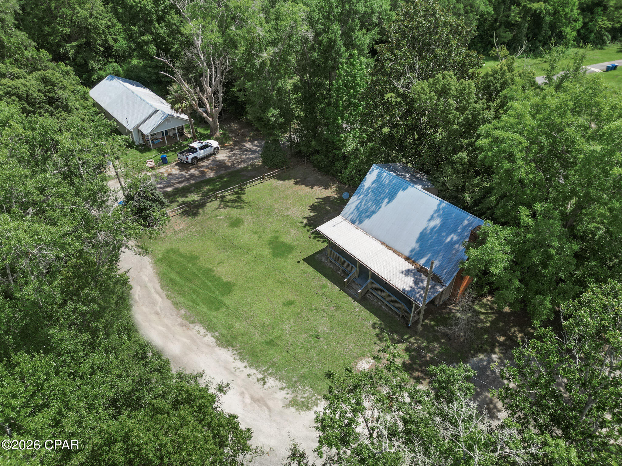 main property photo 32