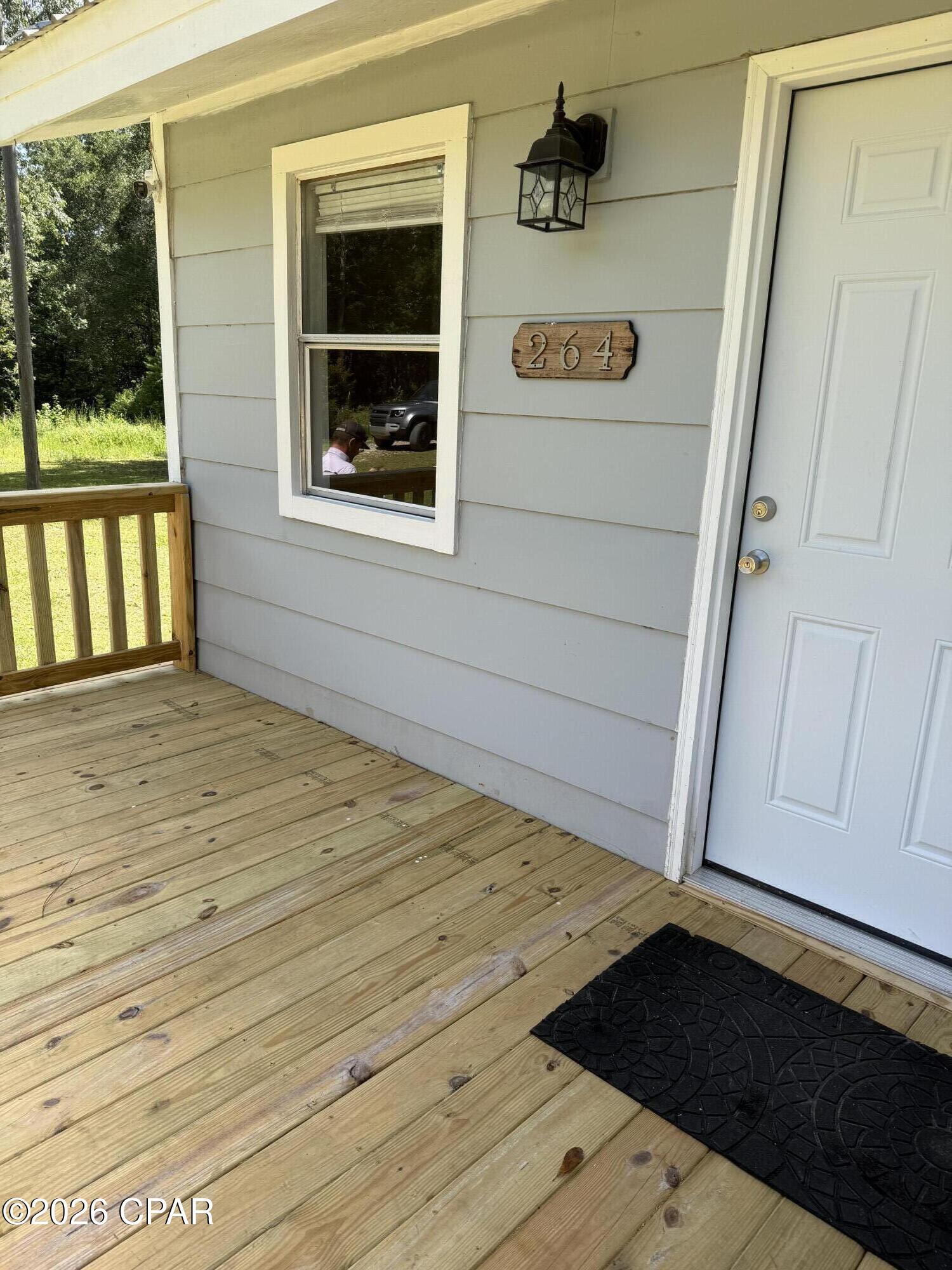 property viewer photo 3