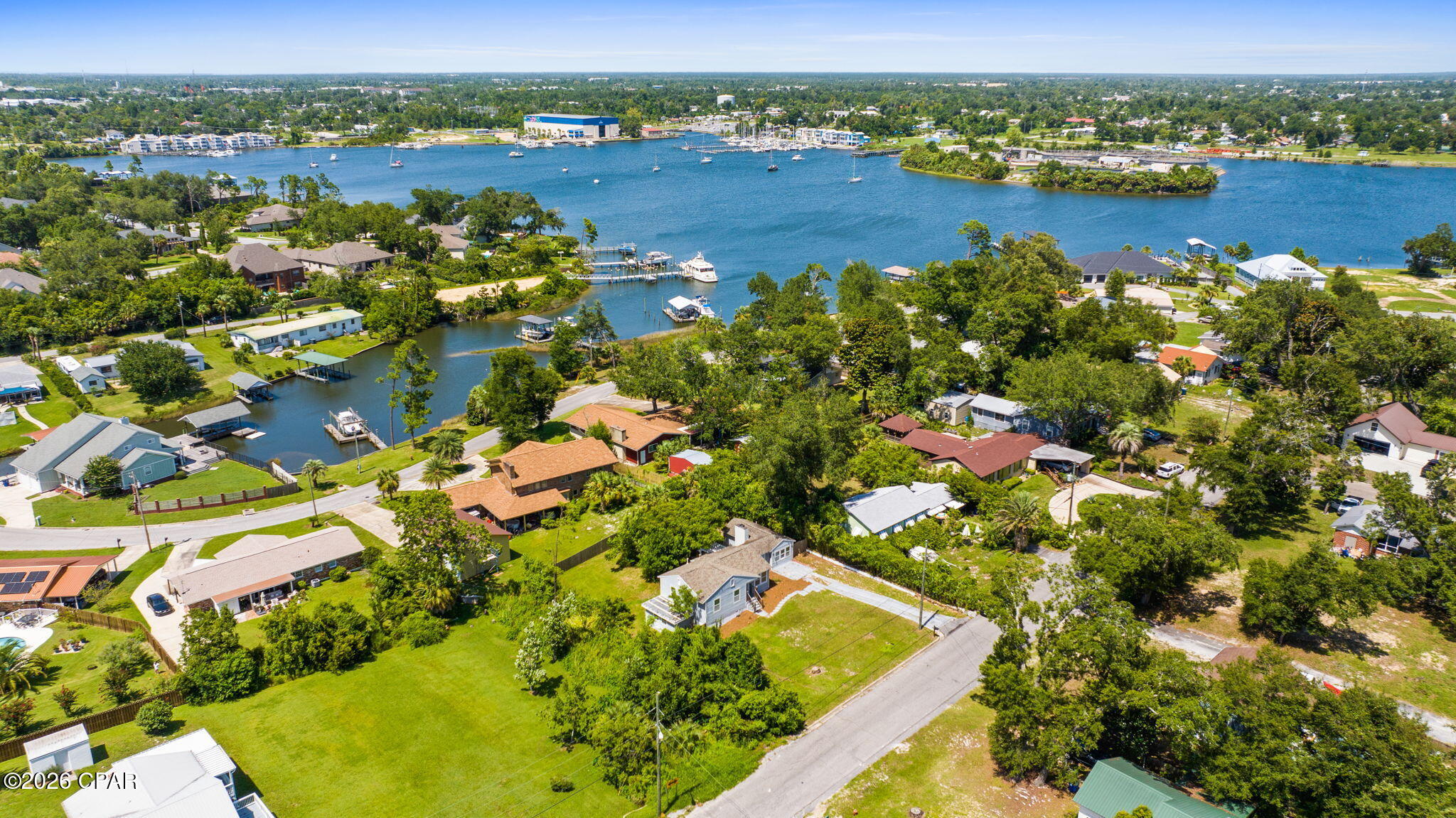 main property photo 35