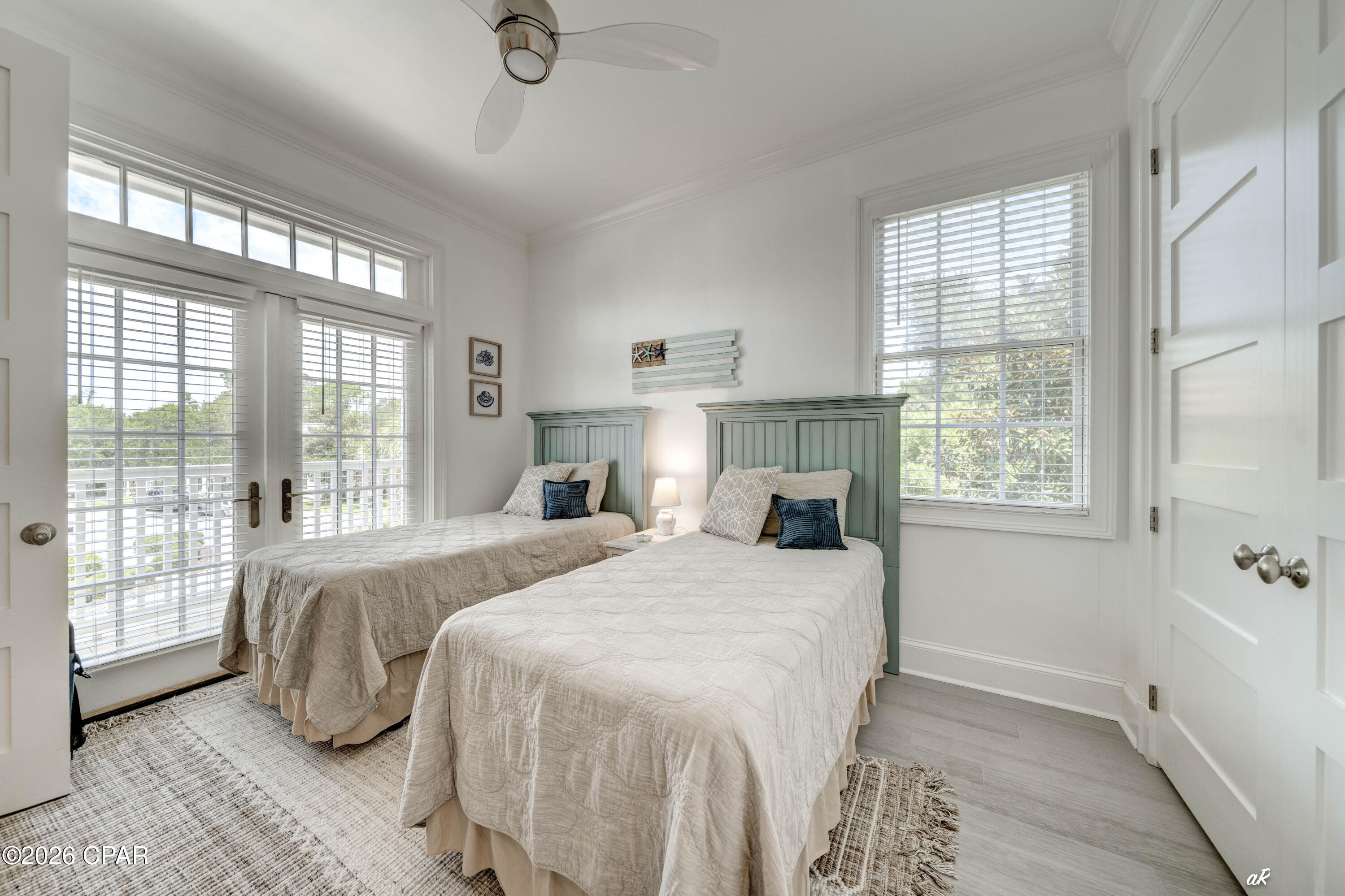 property viewer photo 26