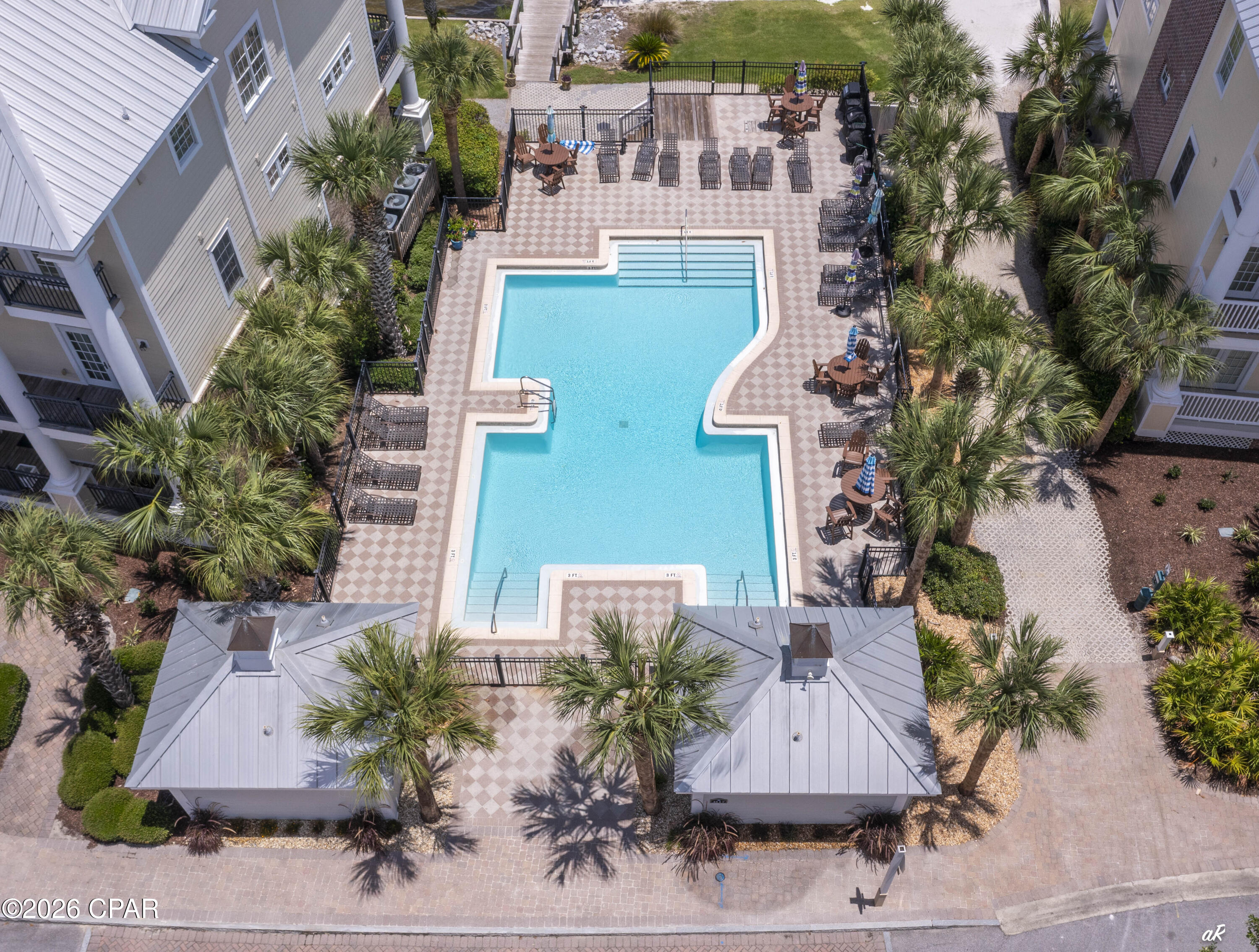 property viewer photo 35