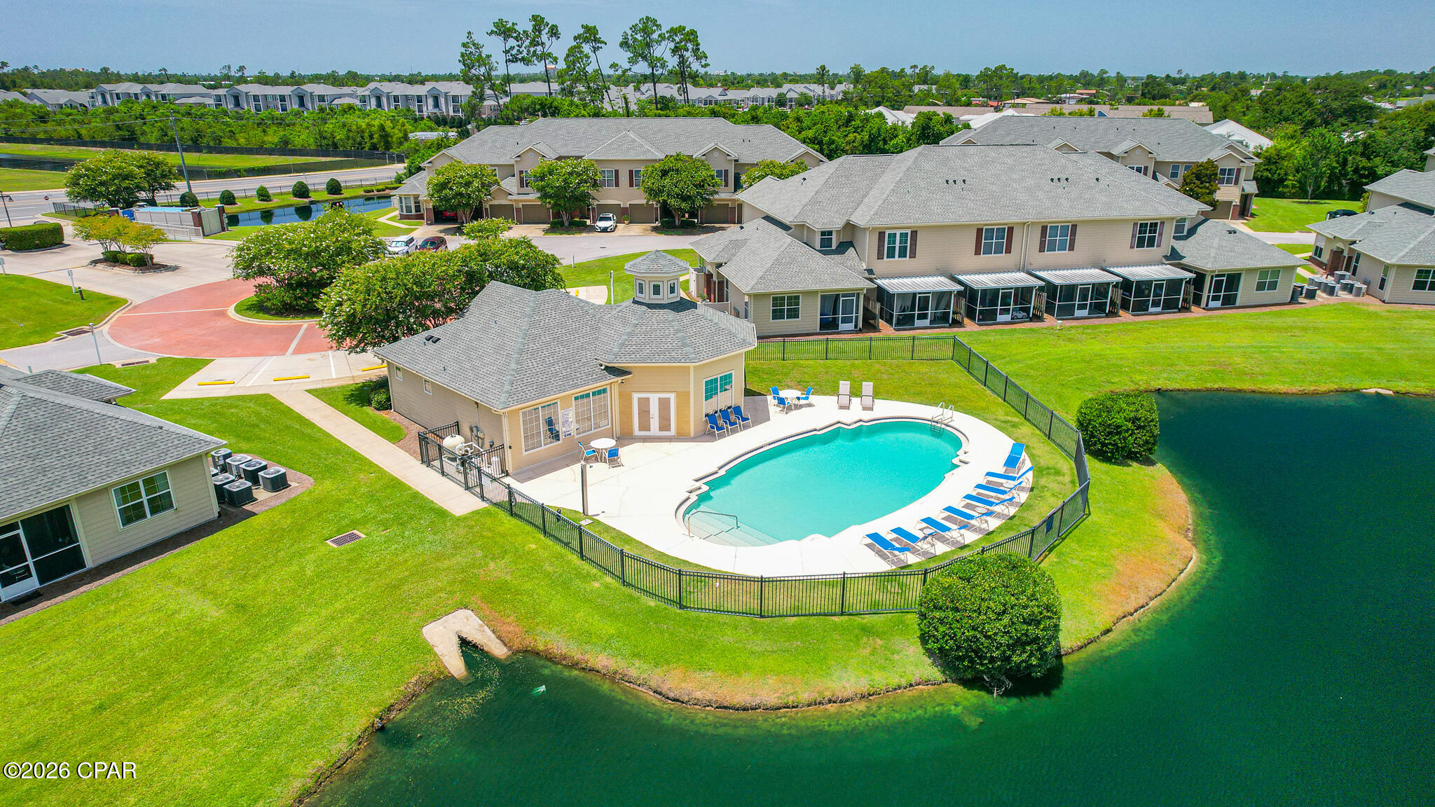 main property photo 20