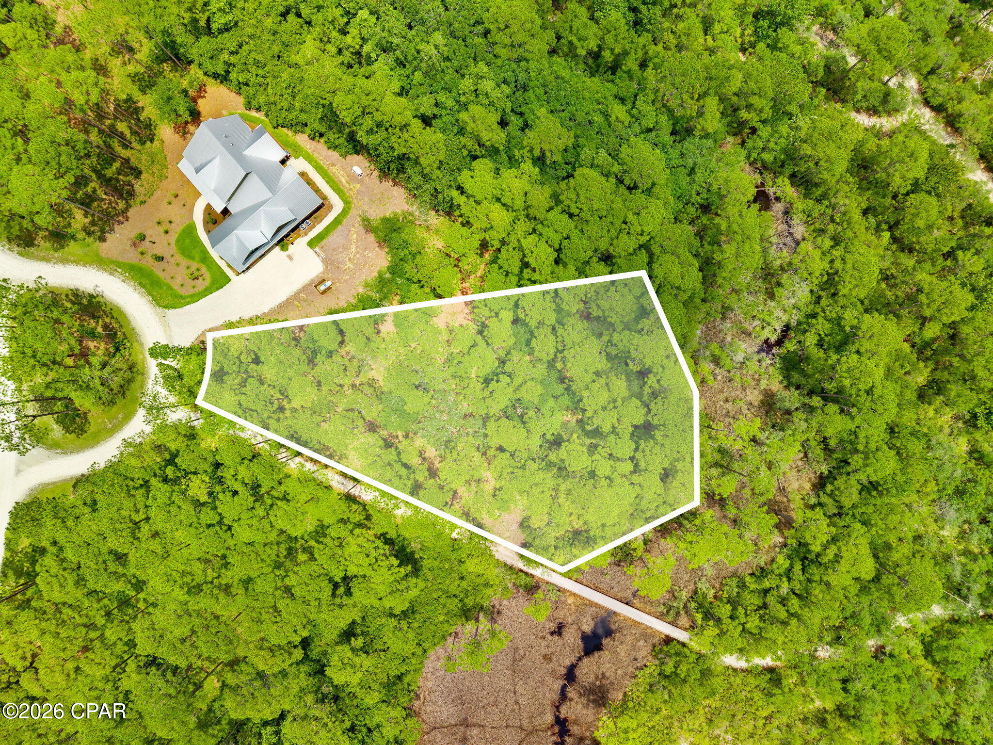 main property photo 12