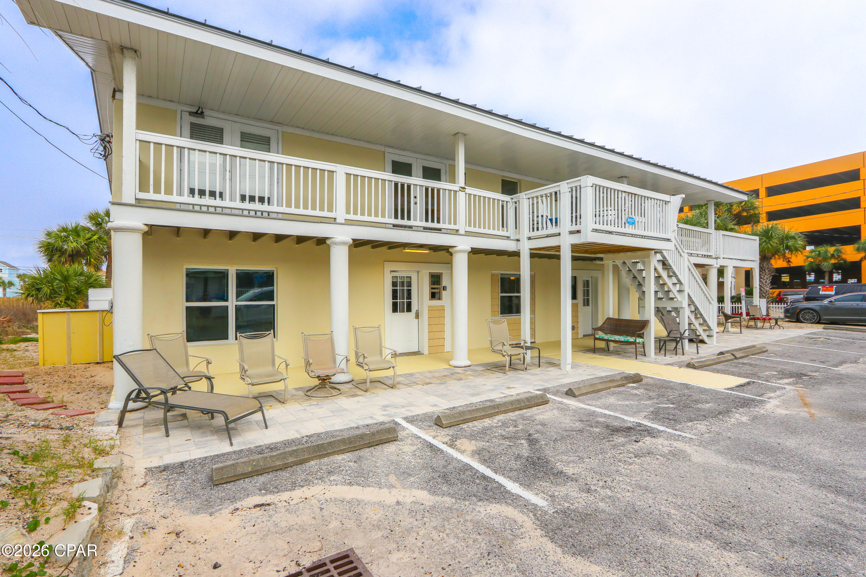 main property photo 123