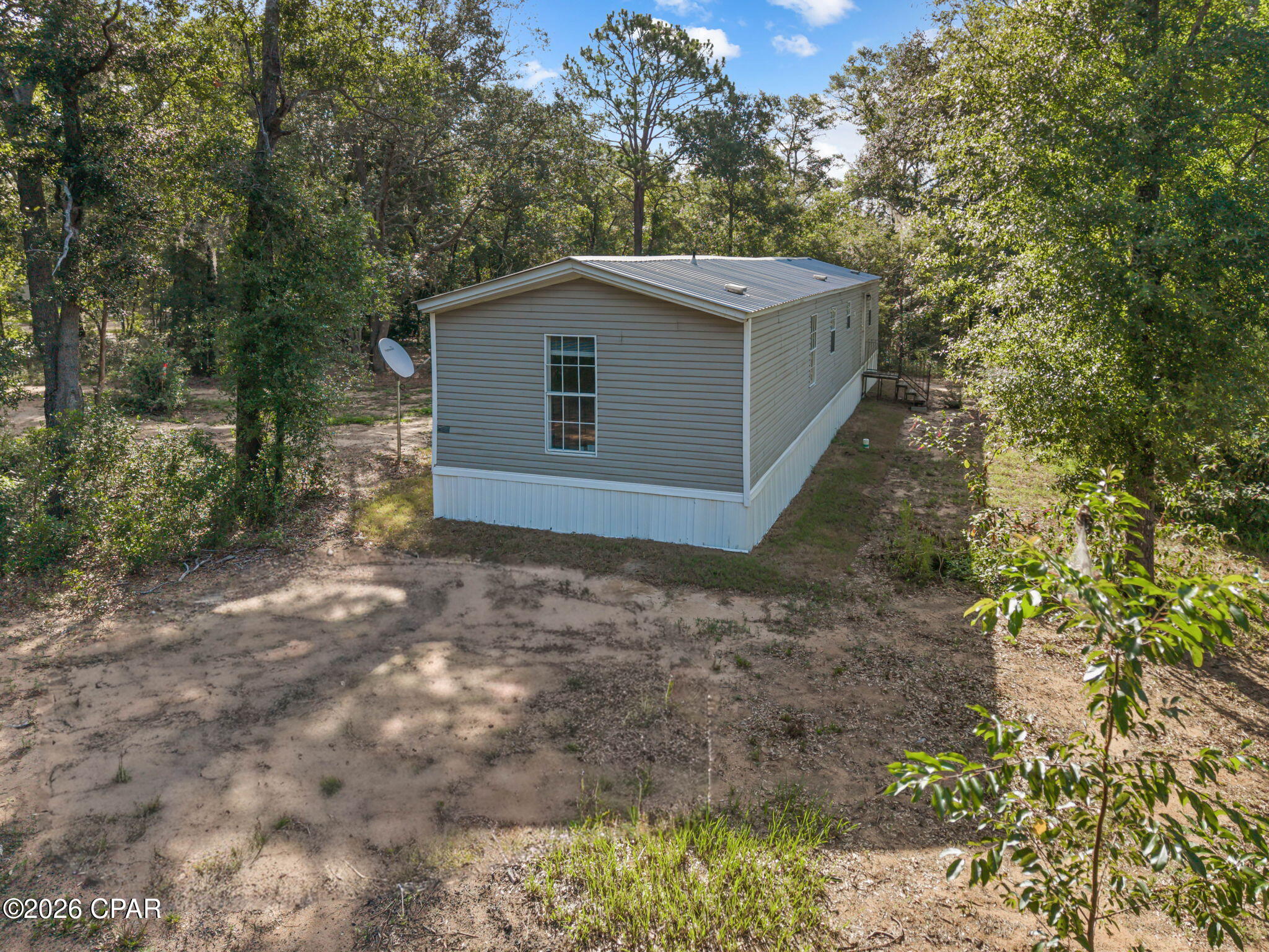main property photo 18