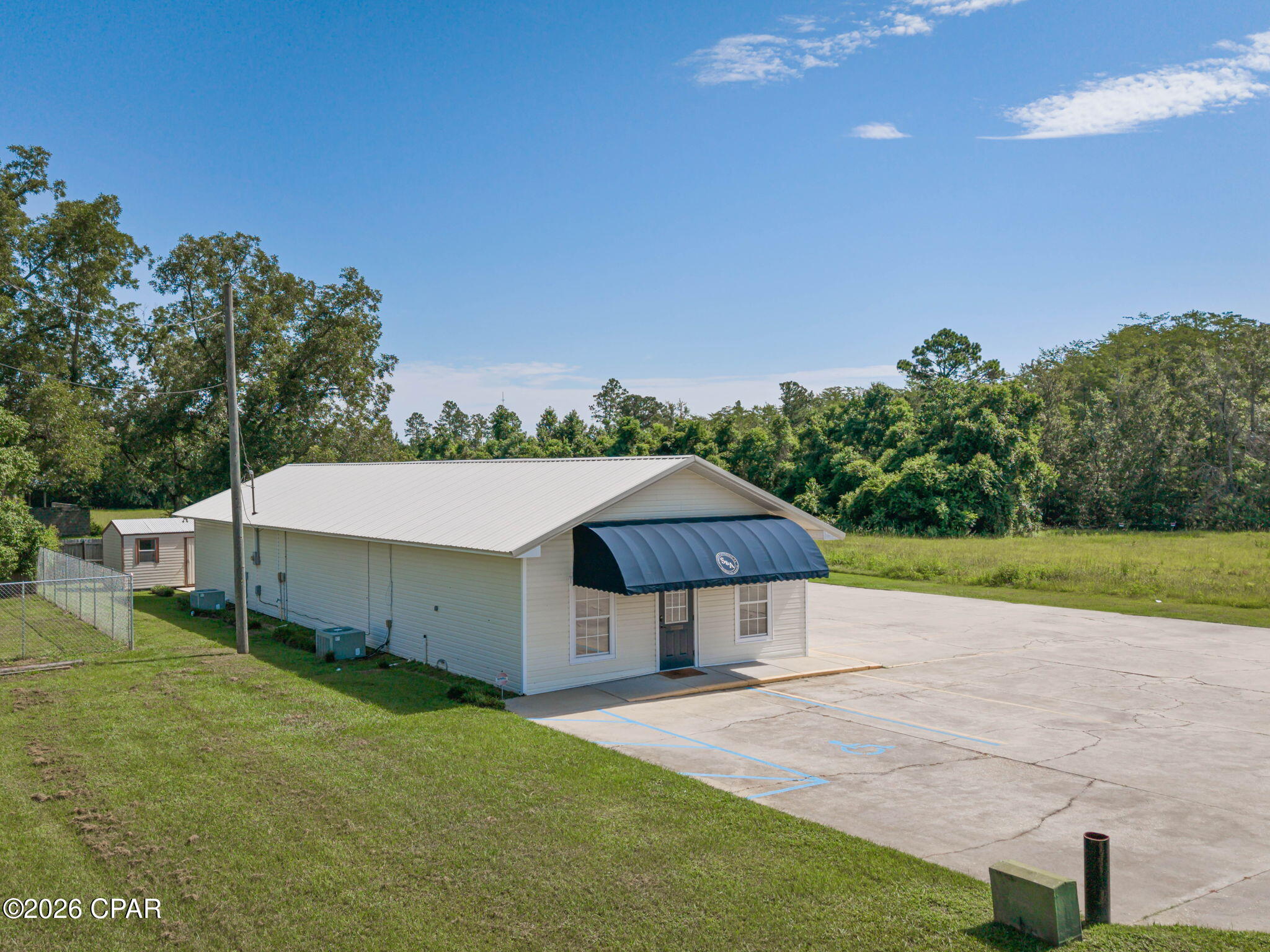 main property photo 23