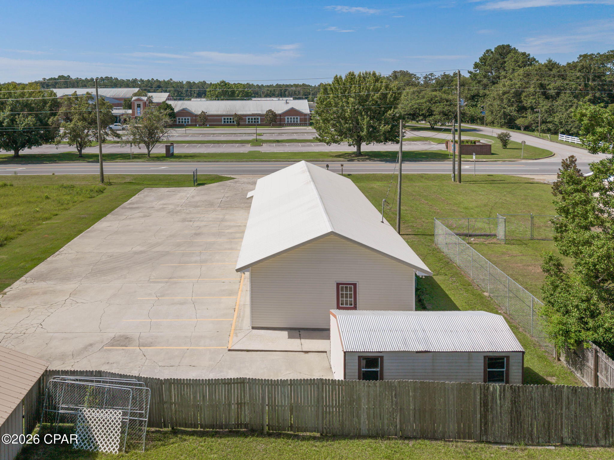 main property photo 26