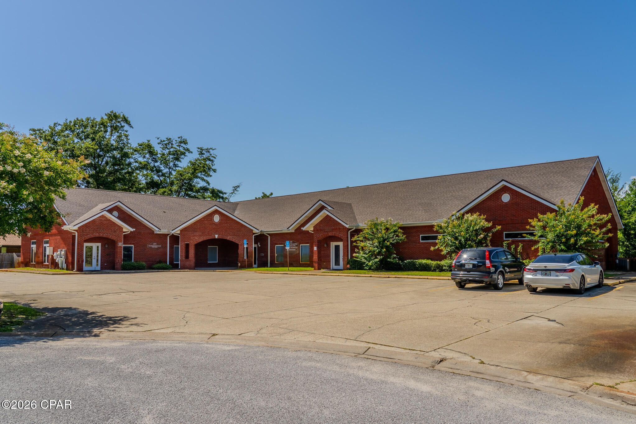 main property photo 44