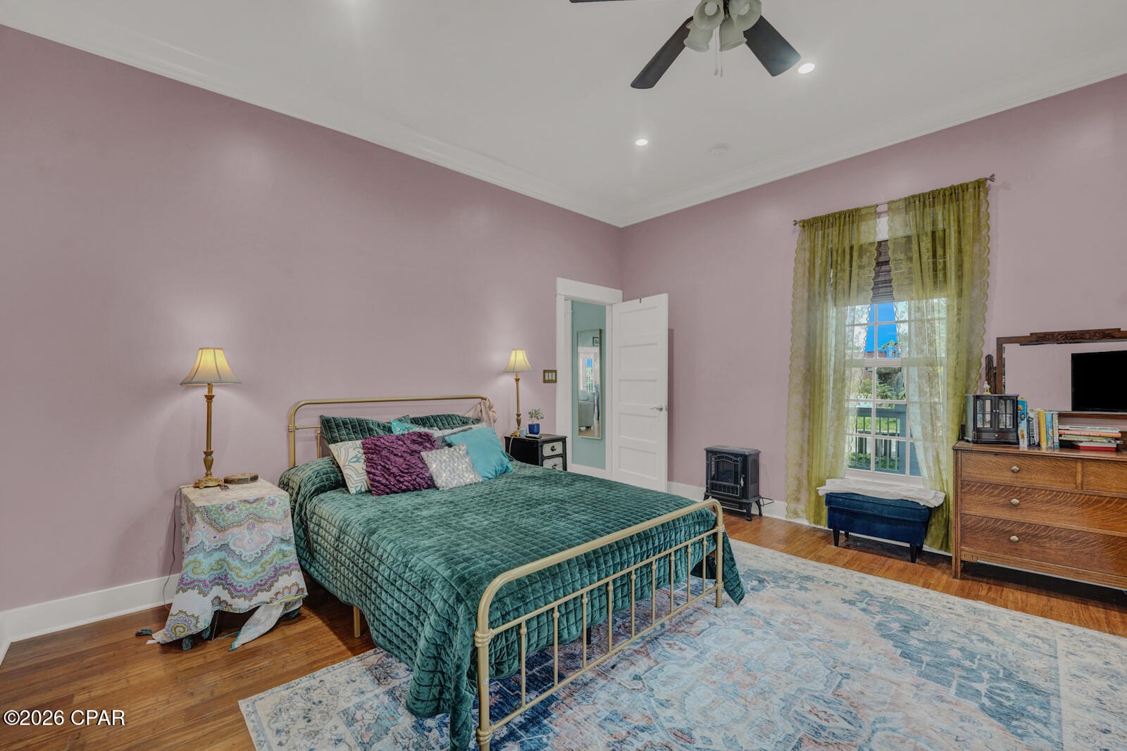 main property photo 18