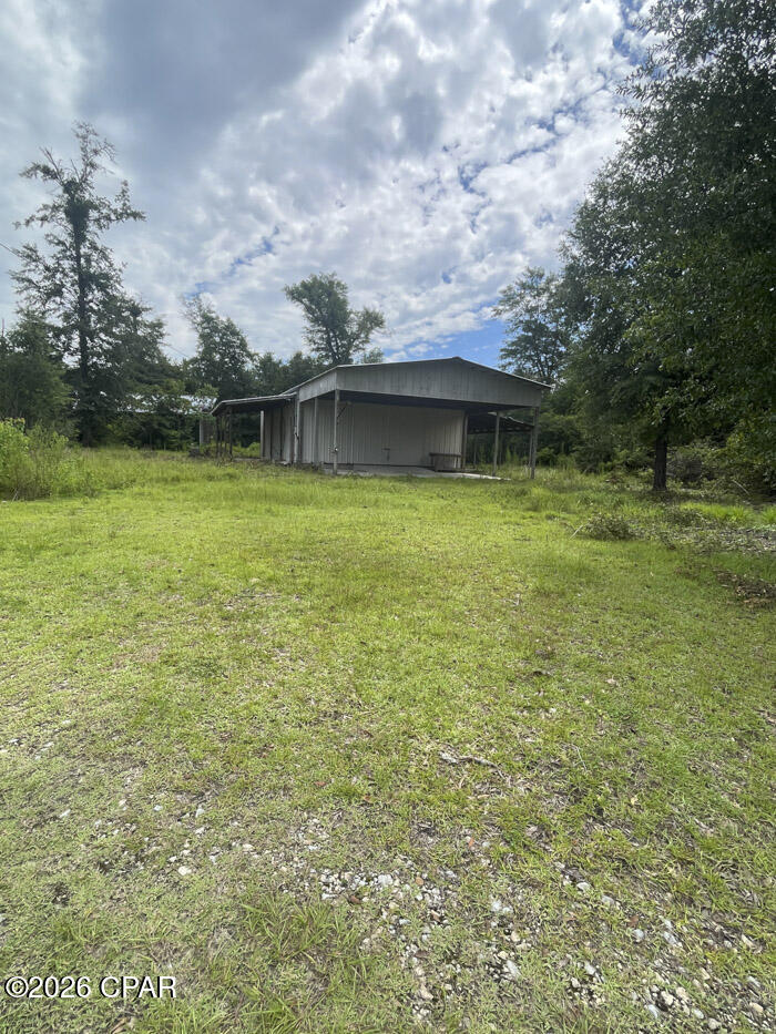 main property photo 37