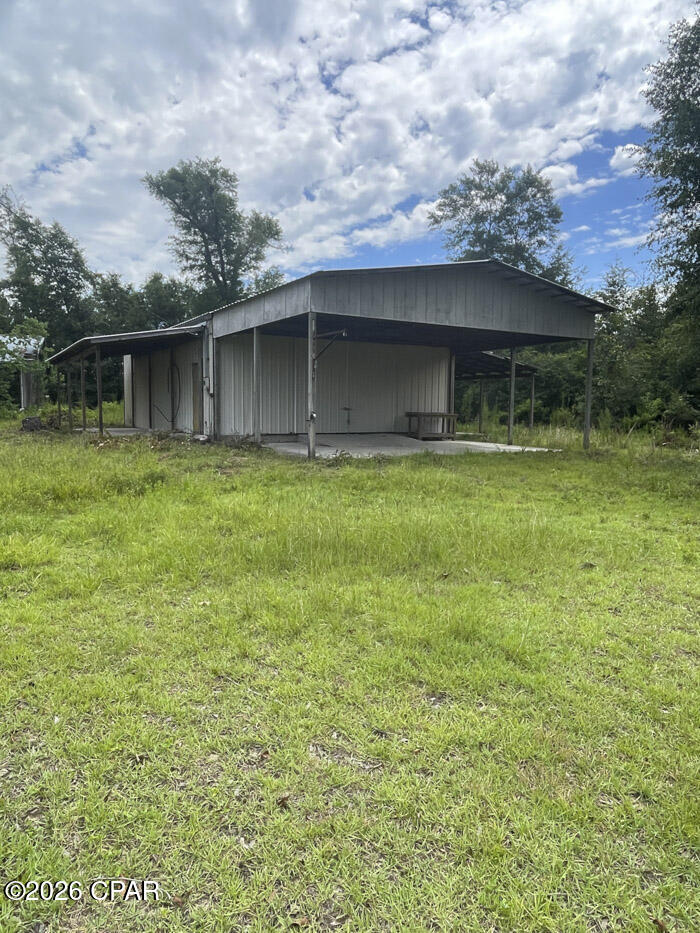 main property photo 38