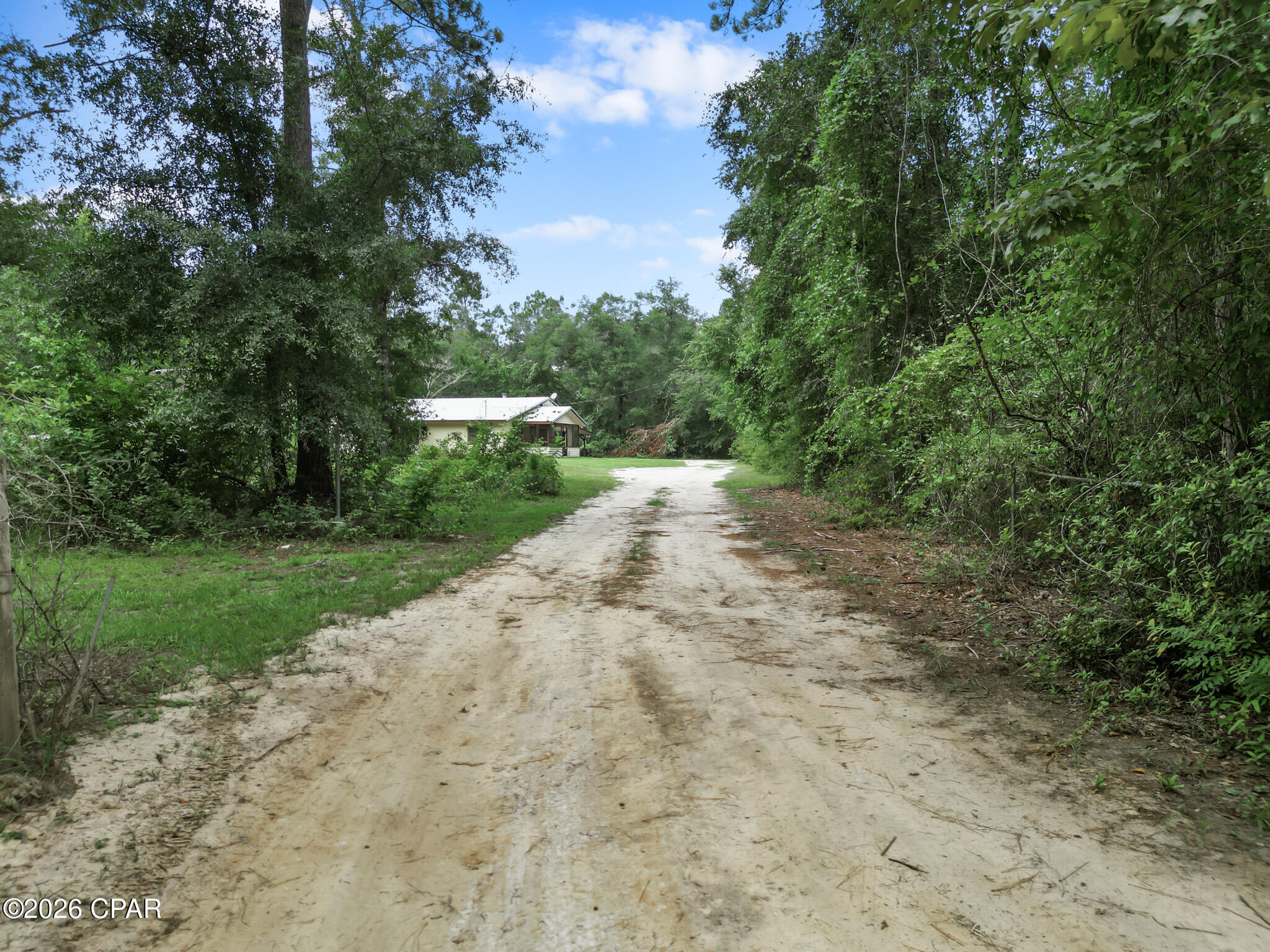 main property photo 36