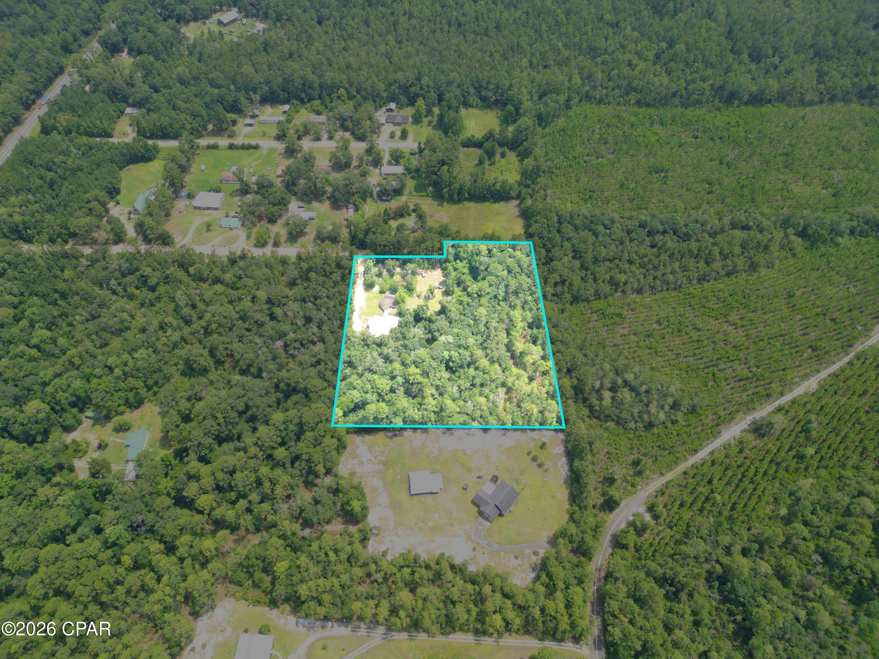 main property photo 40