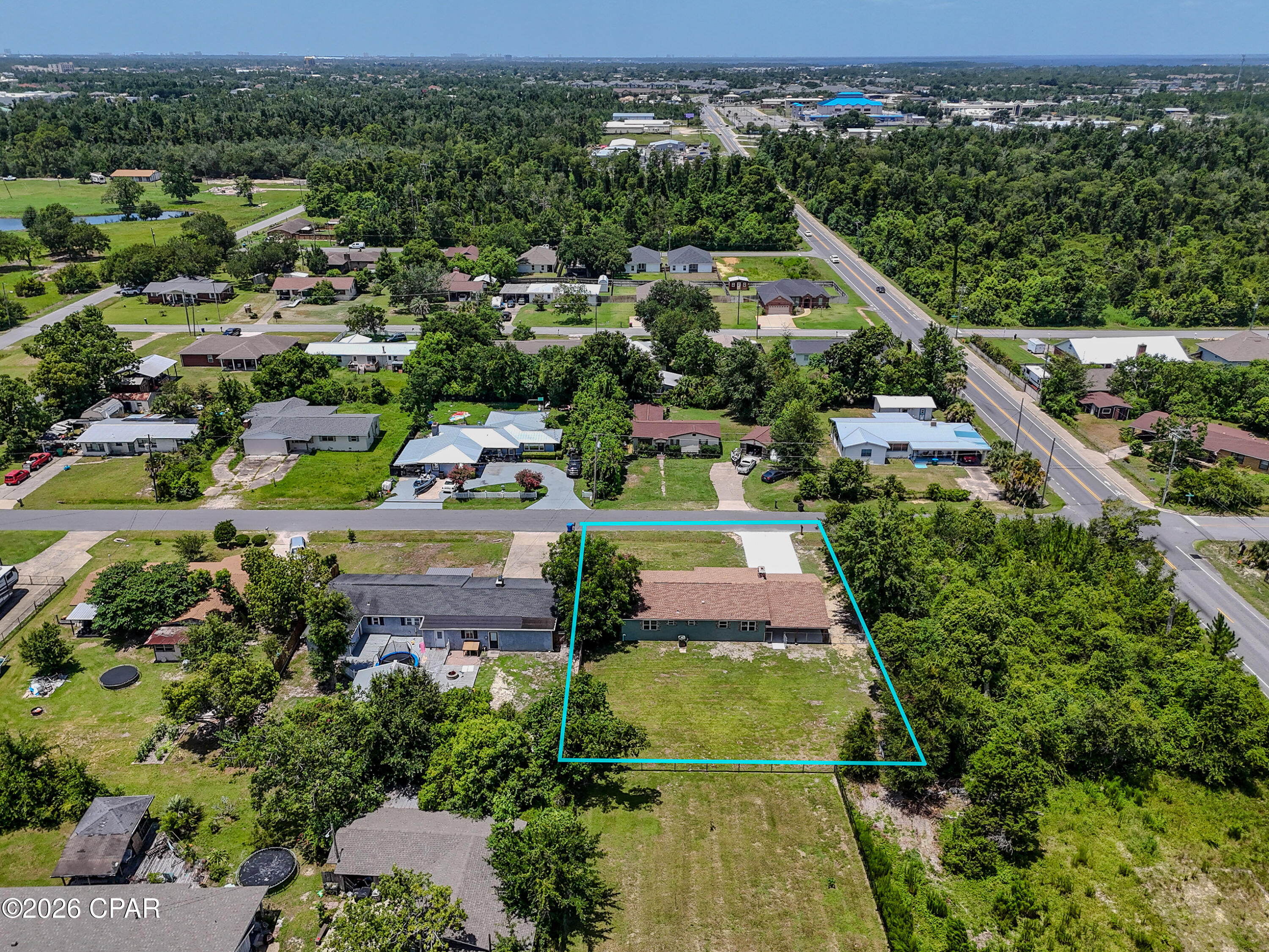 main property photo 40