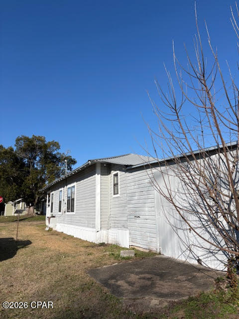 main property photo 11