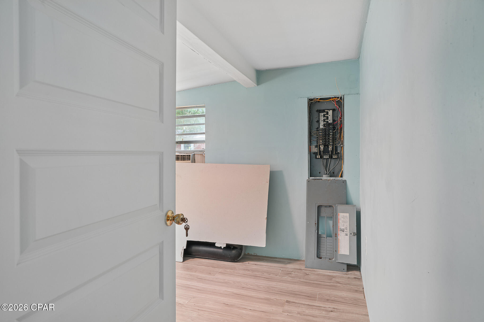 main property photo 25
