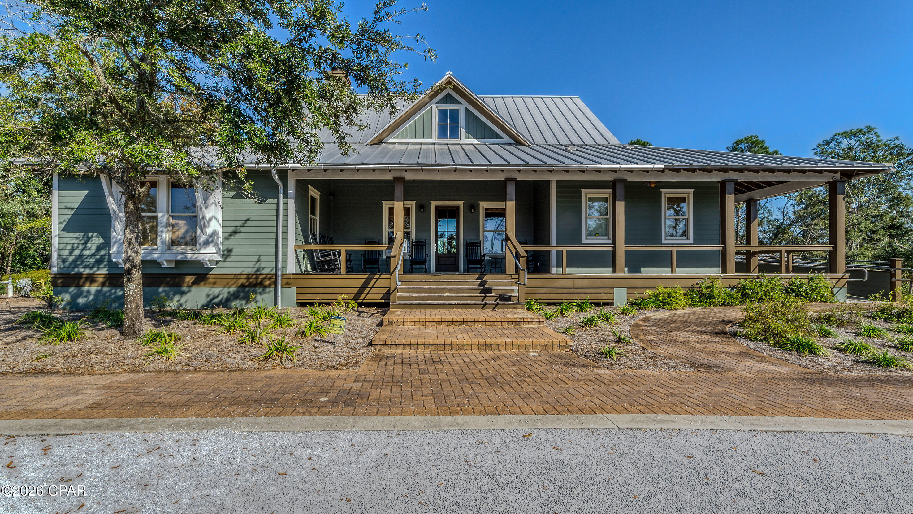 main property photo 17