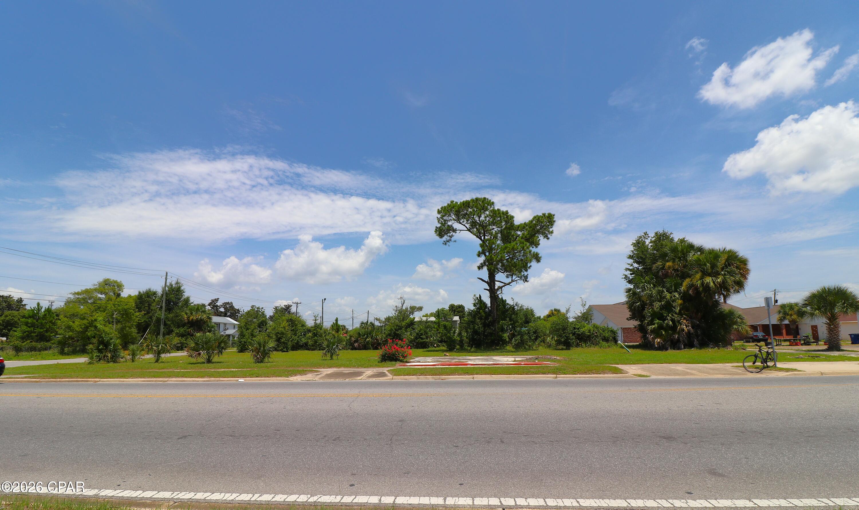 main property photo 6