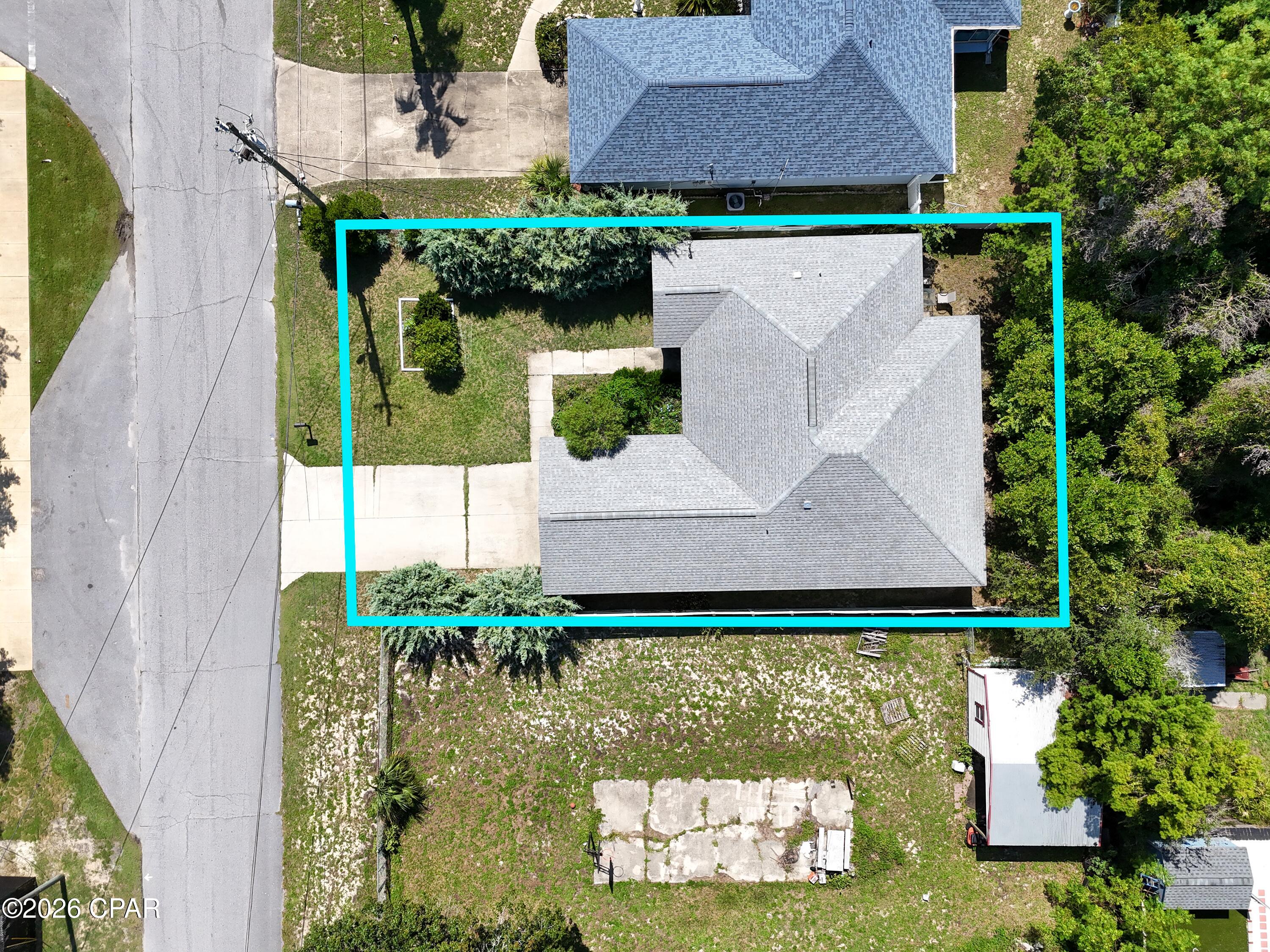 main property photo 18