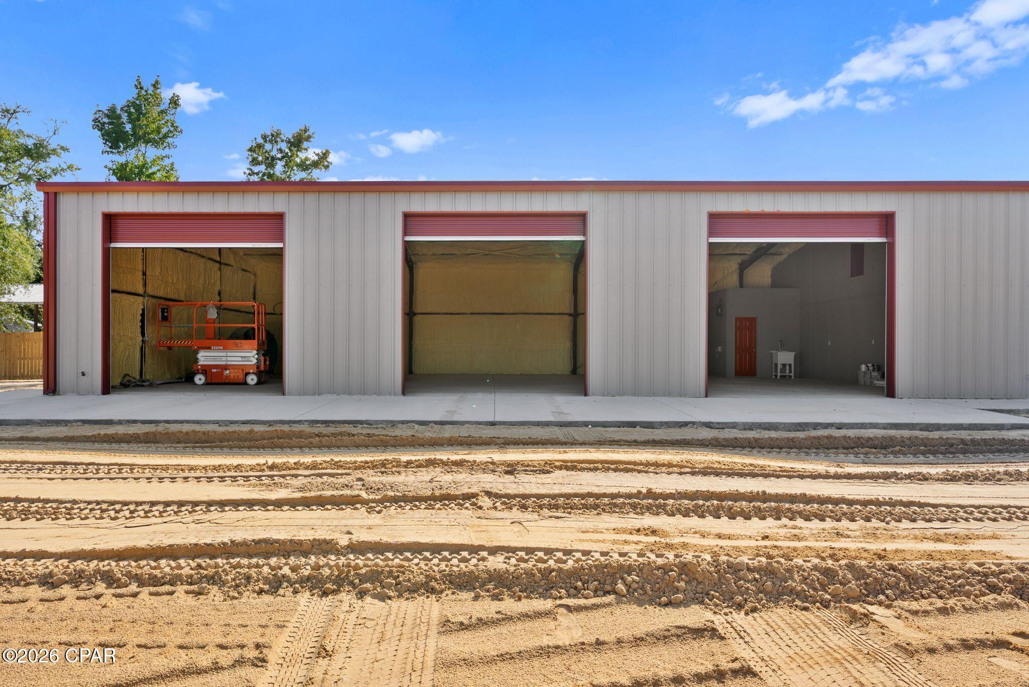 main property photo 48