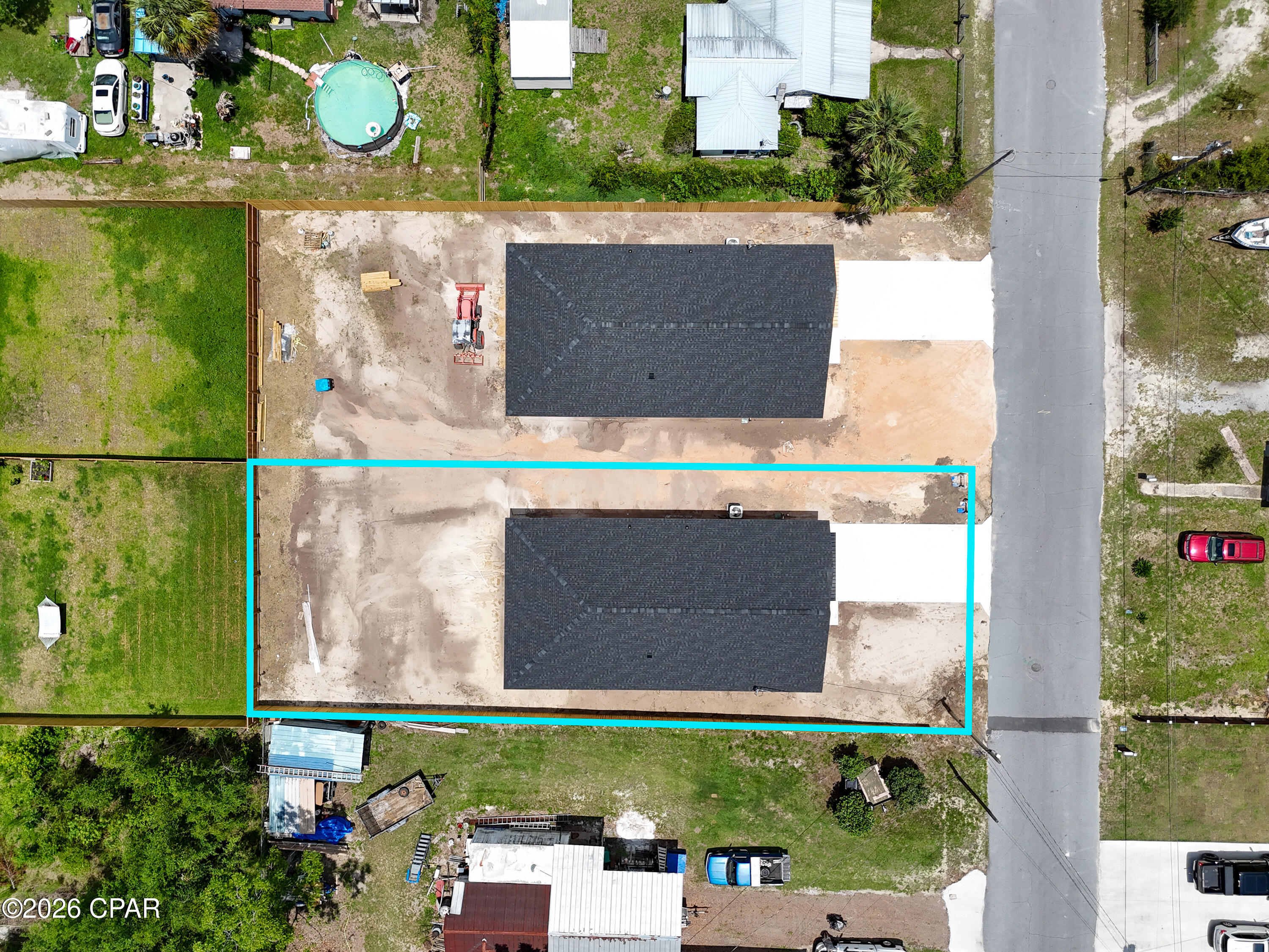 main property photo 30