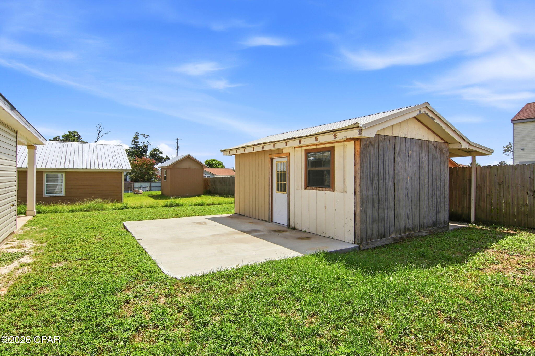 main property photo 32