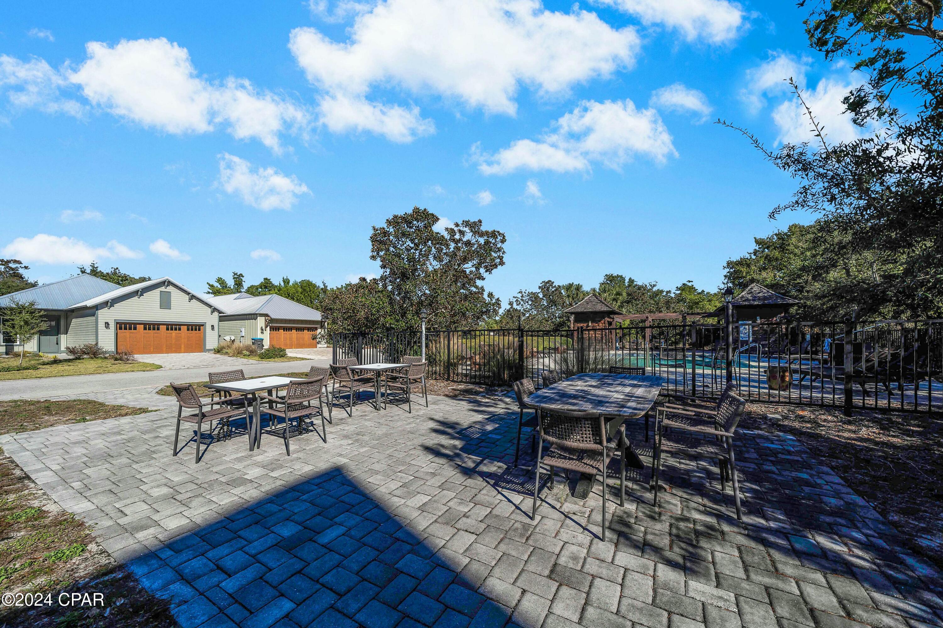 main property photo 75