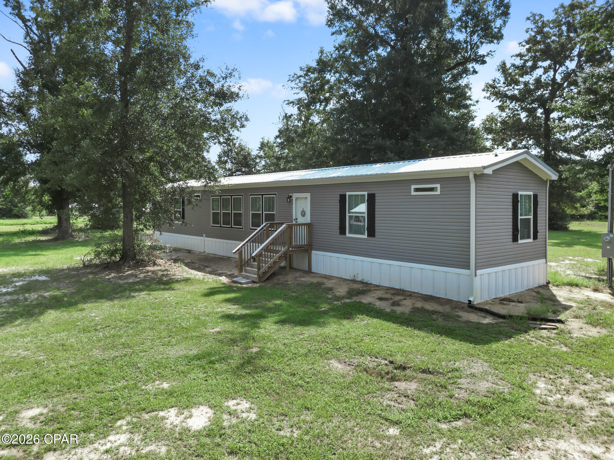 main property photo 12