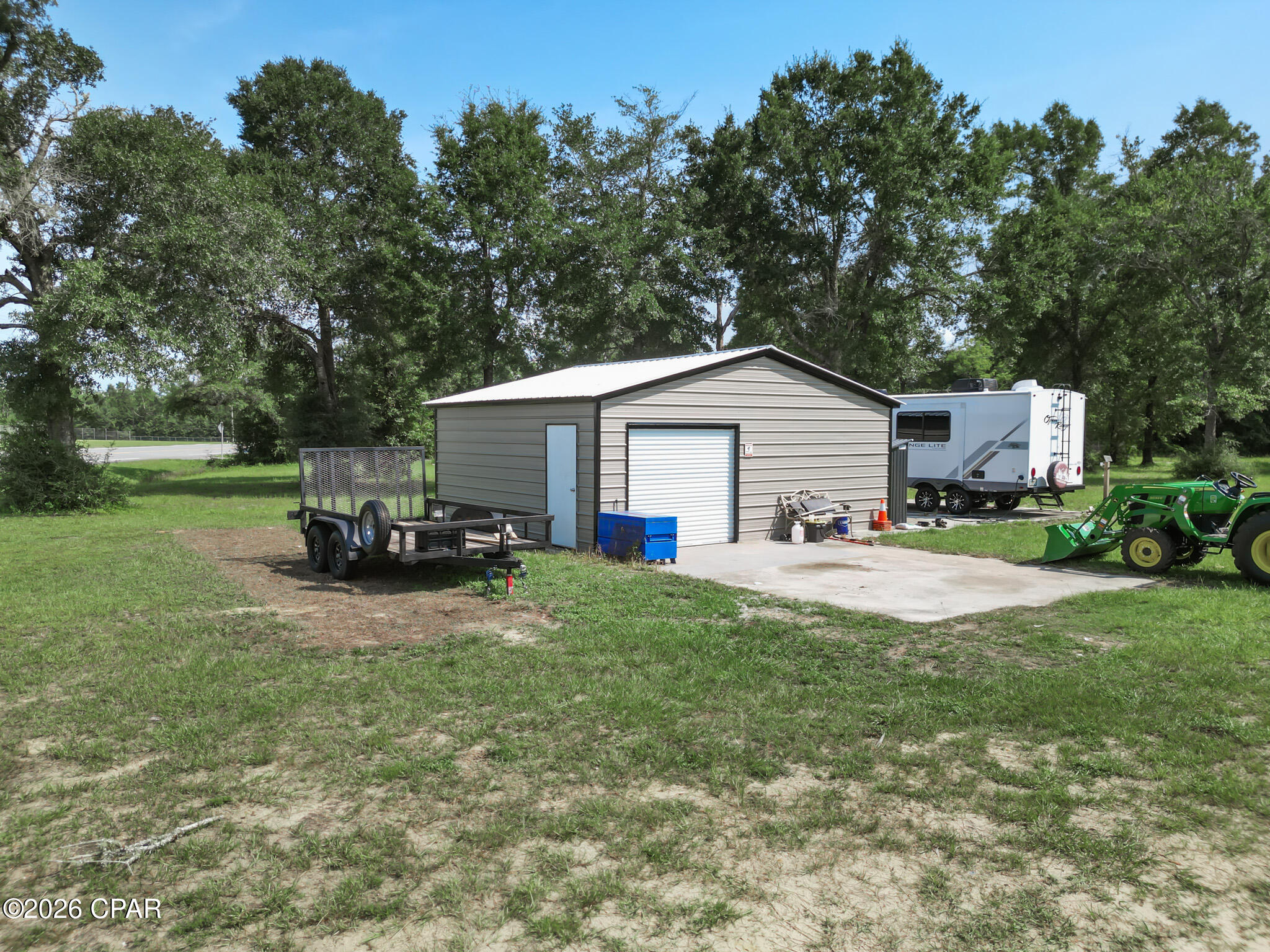 main property photo 33