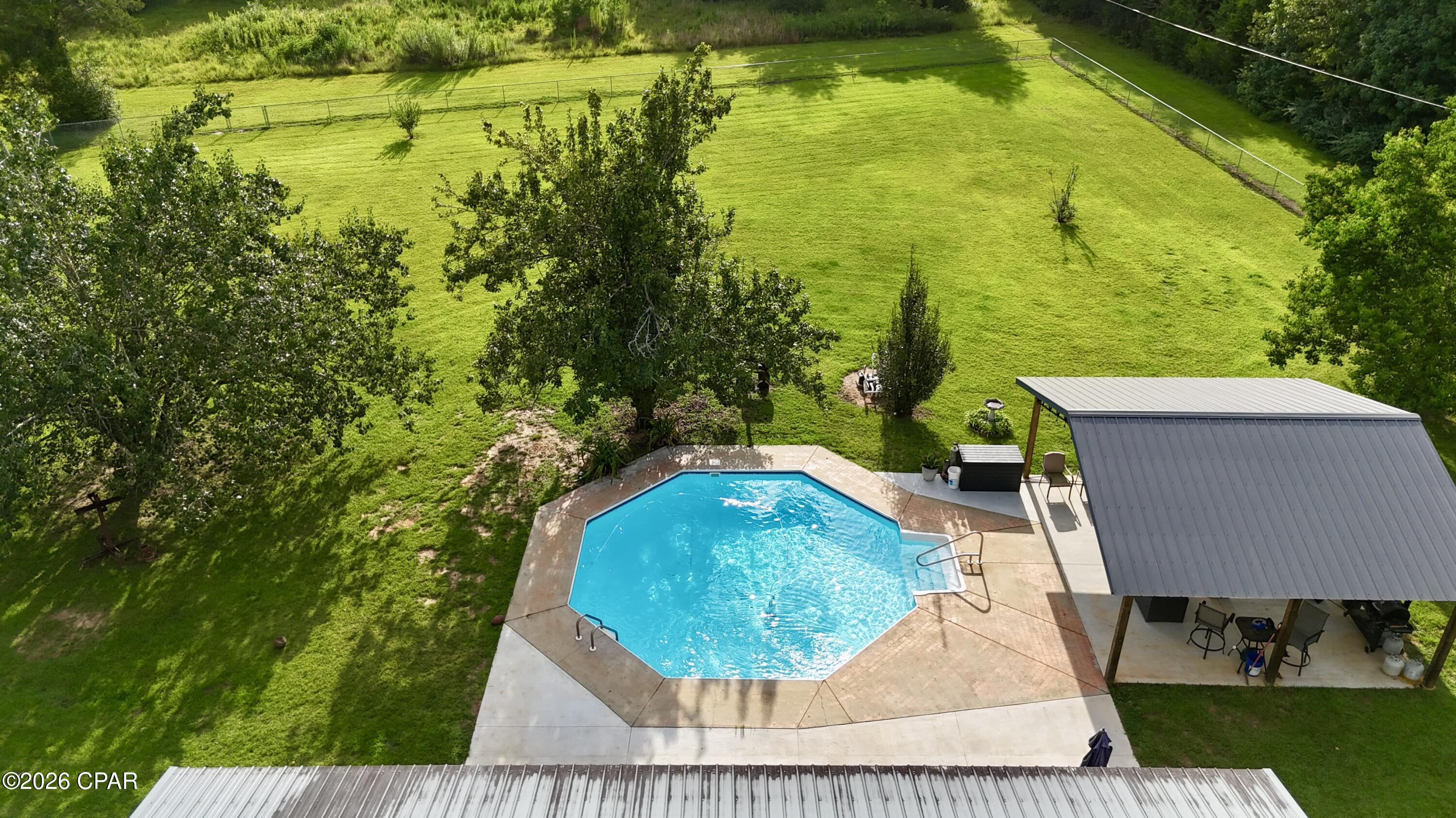 main property photo 22
