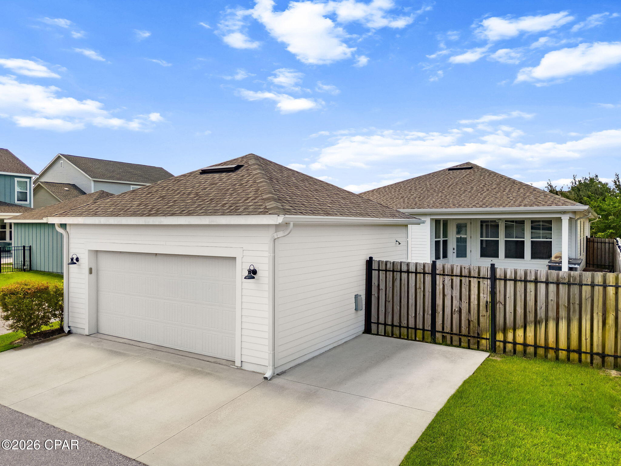 main property photo 43