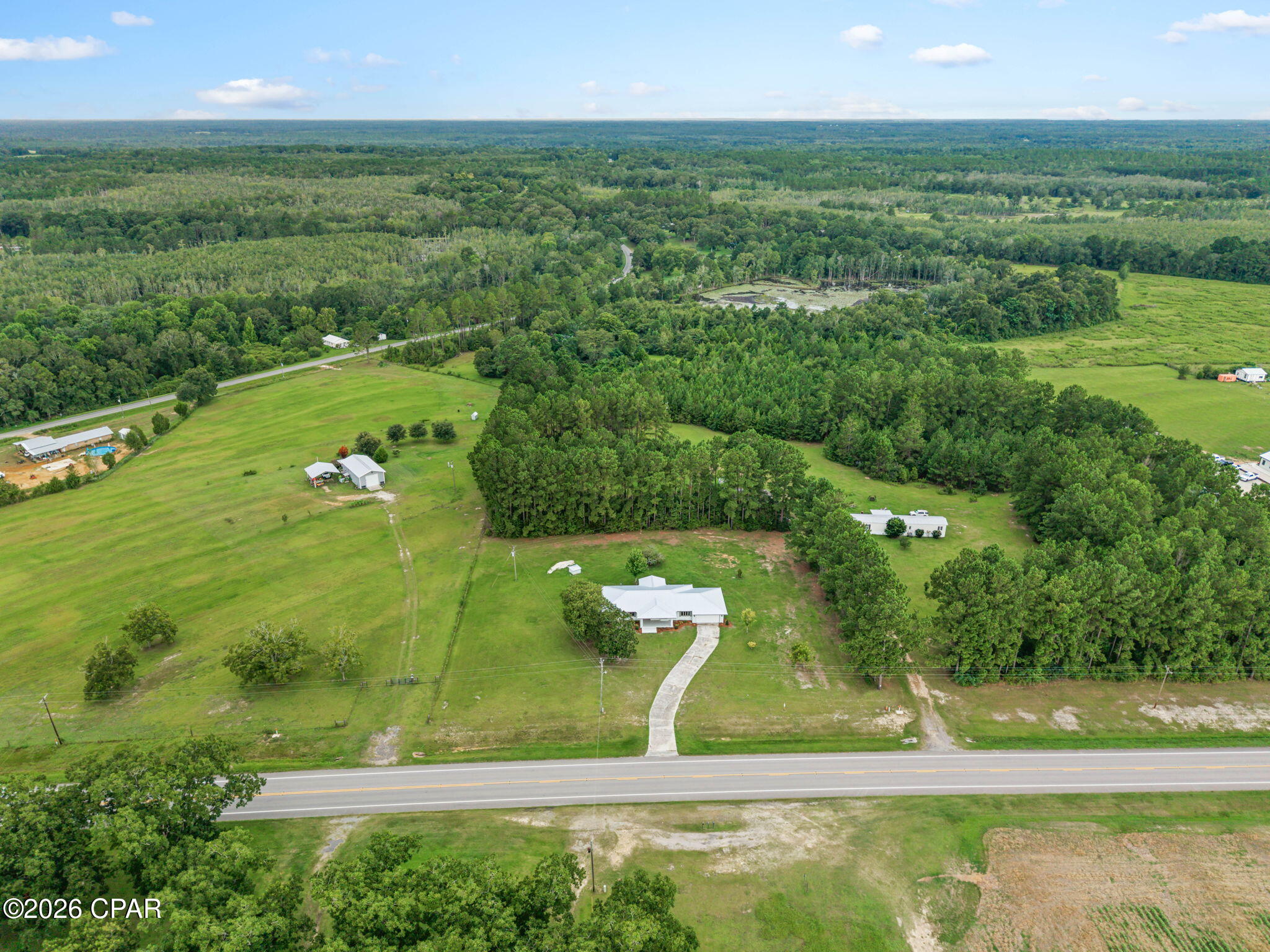 main property photo 30
