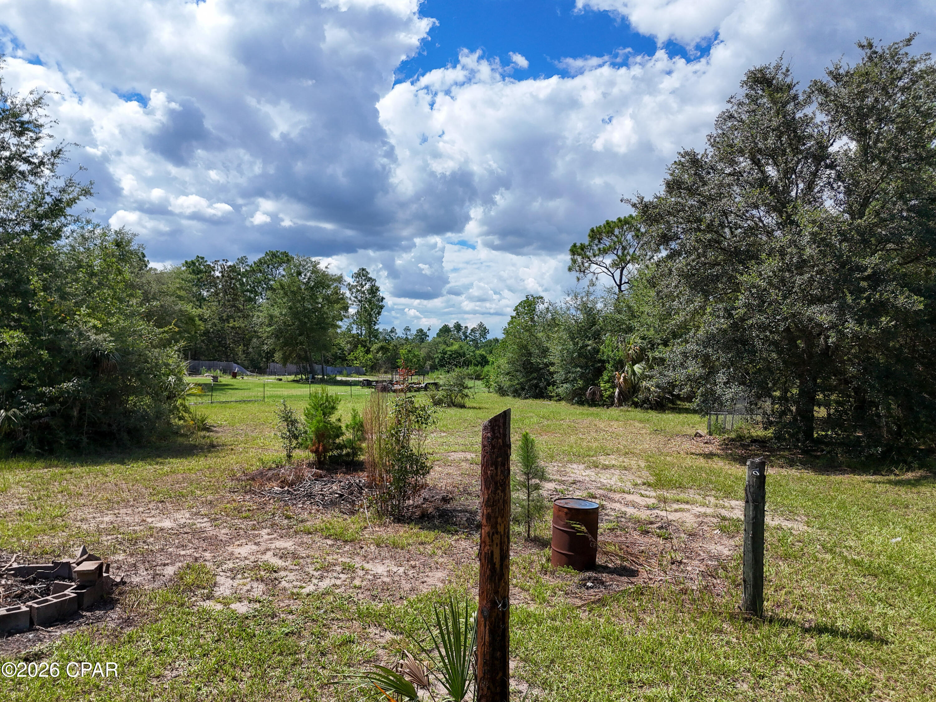 main property photo 23