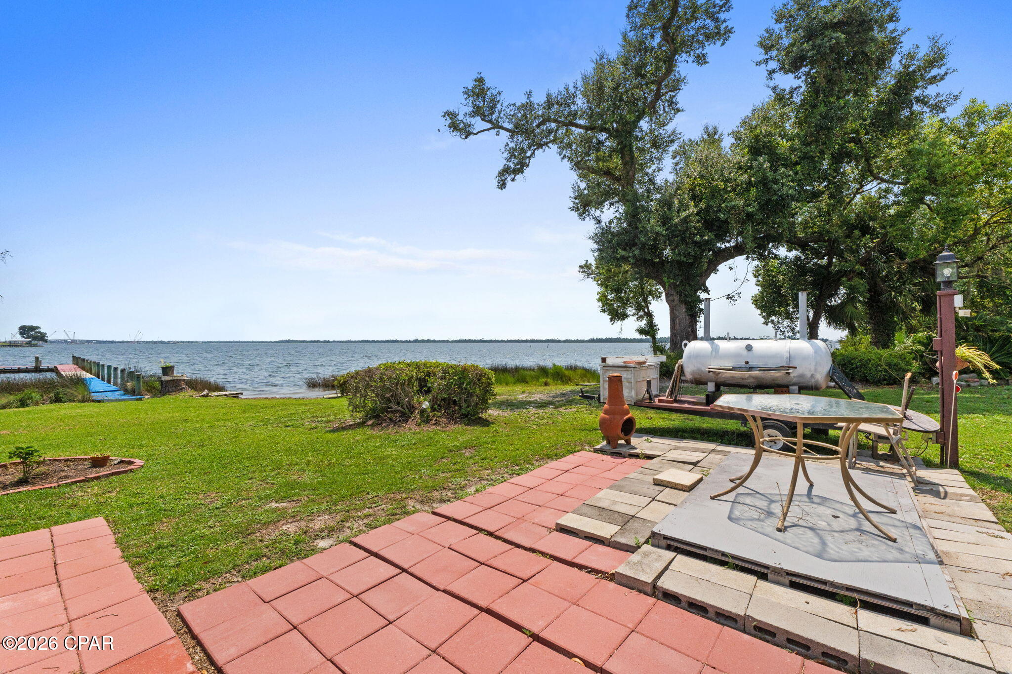 main property photo 25