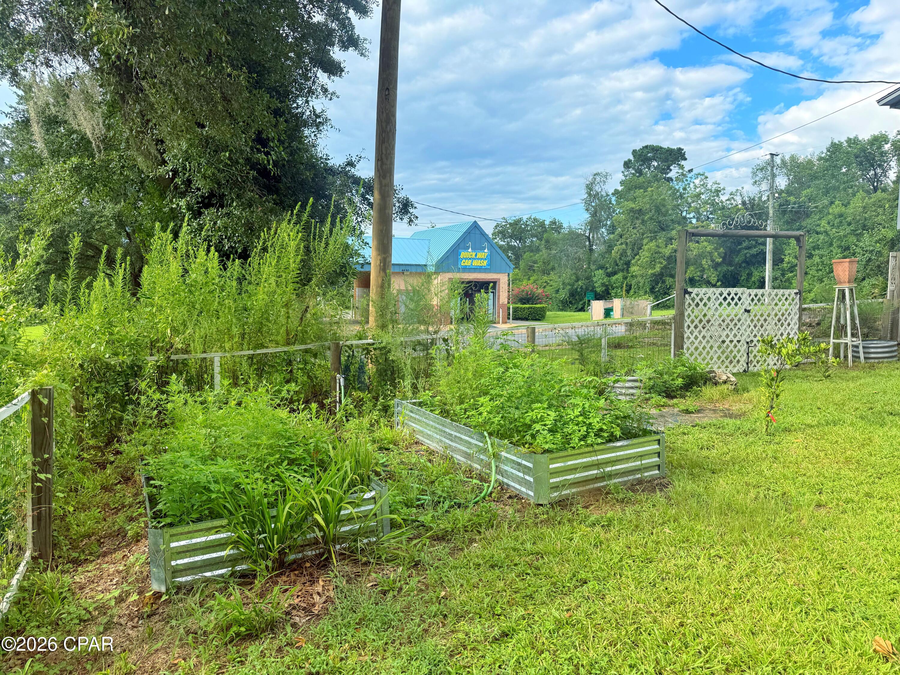 main property photo 29