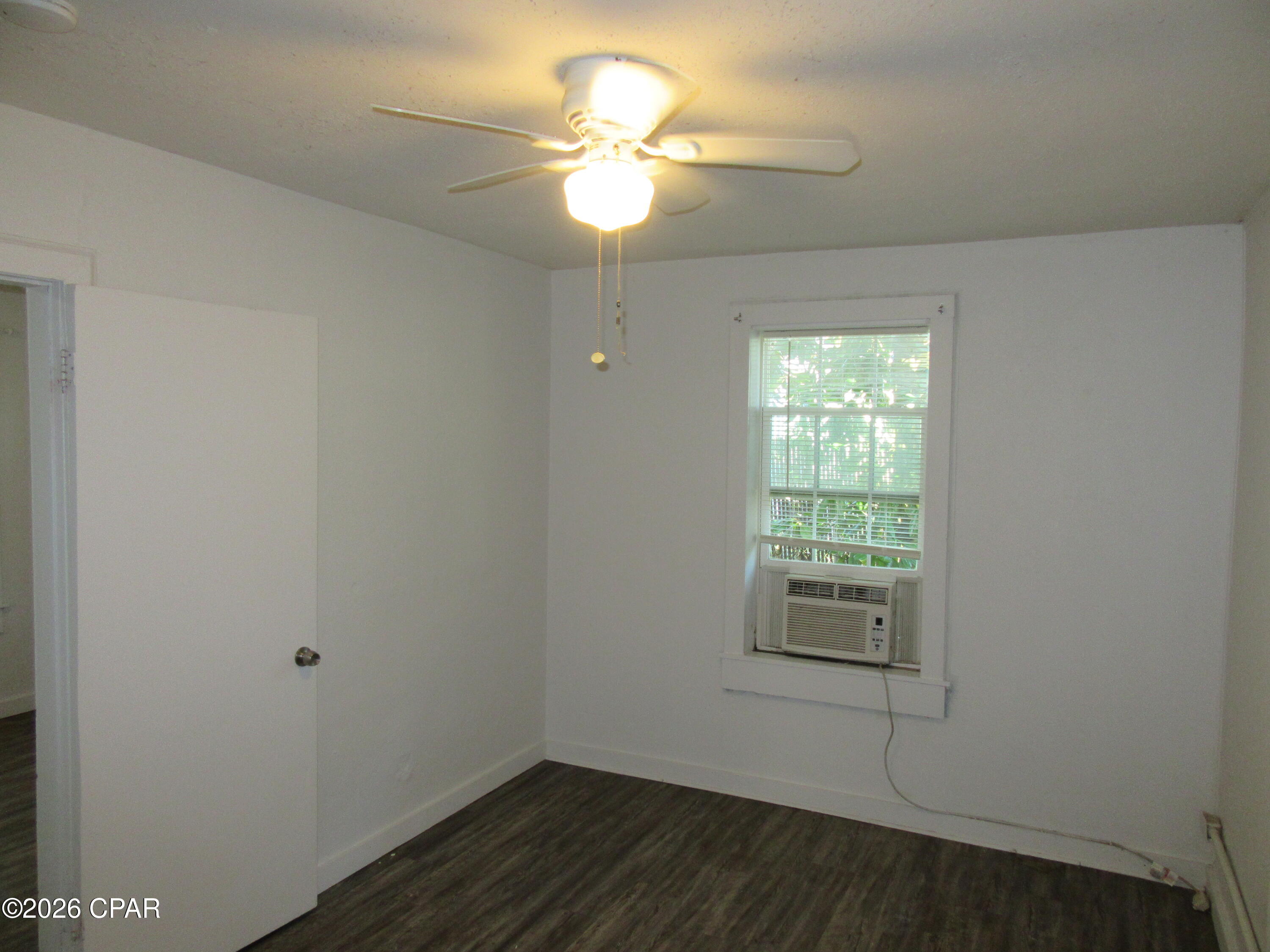 property viewer photo 5