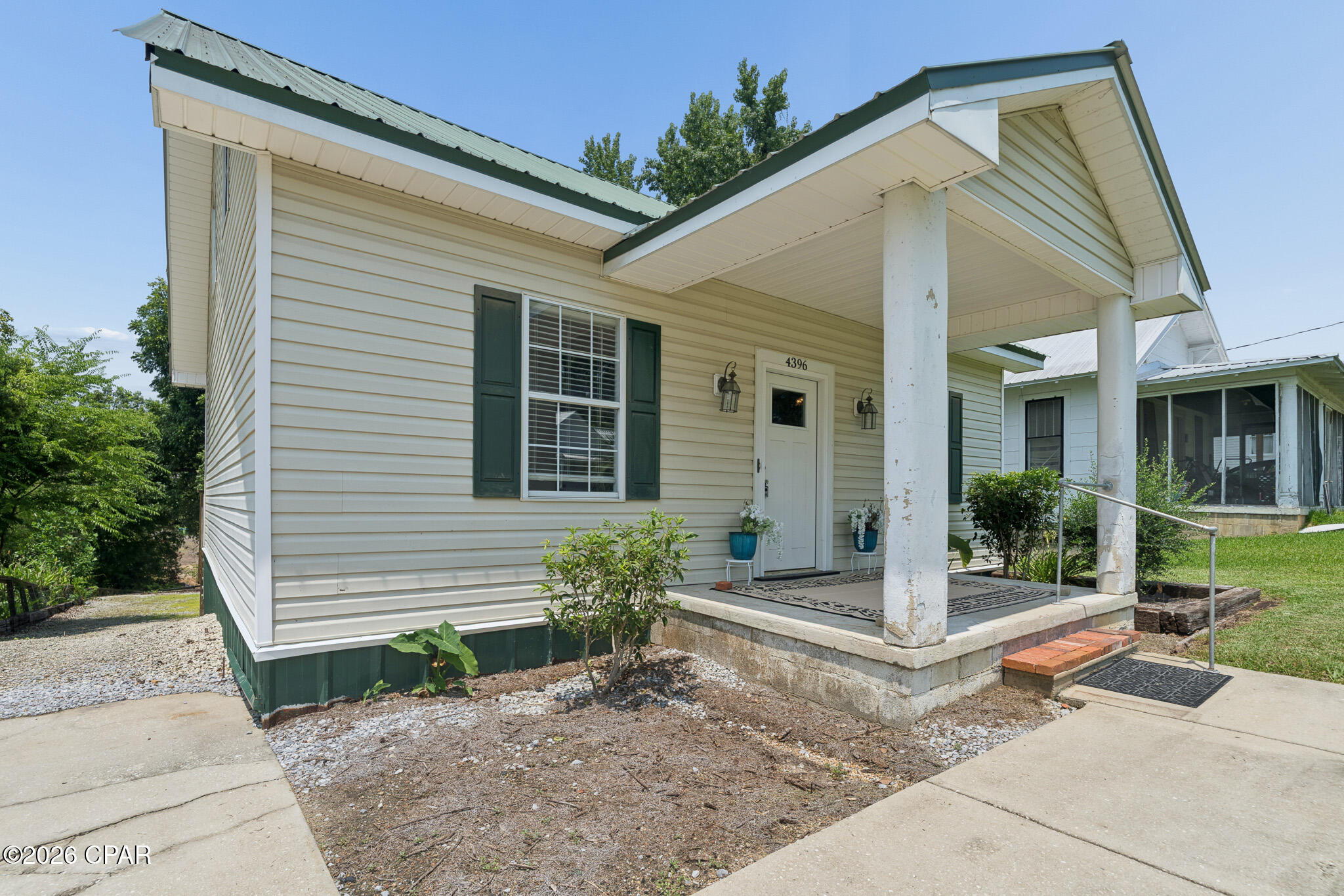 main property photo 35