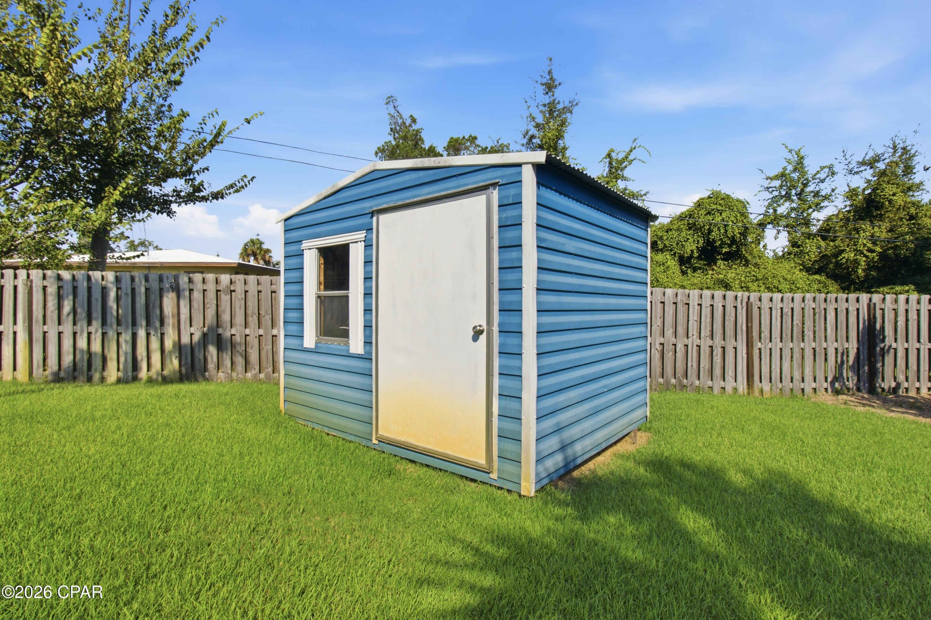 main property photo 54