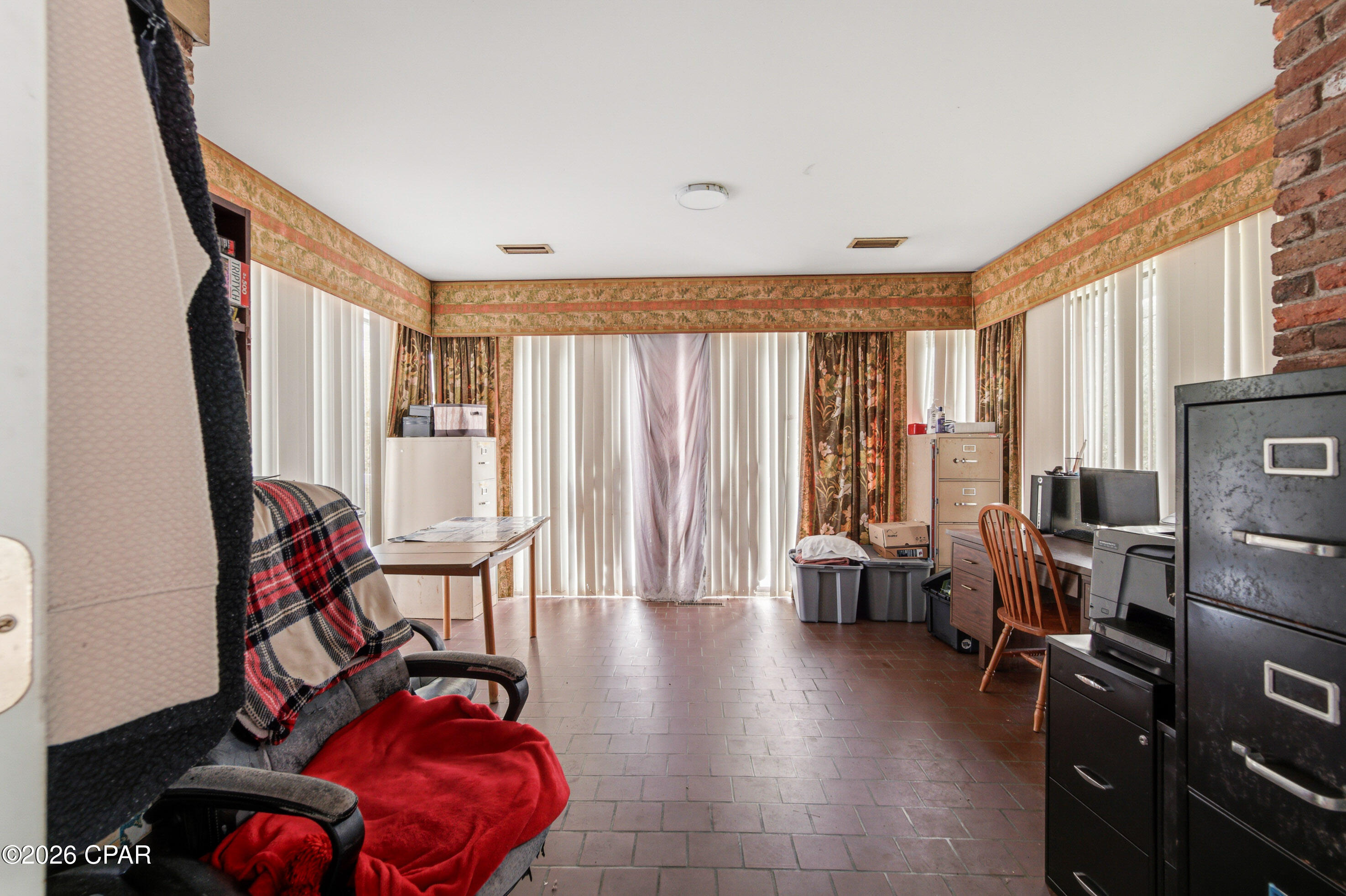 main property photo 47