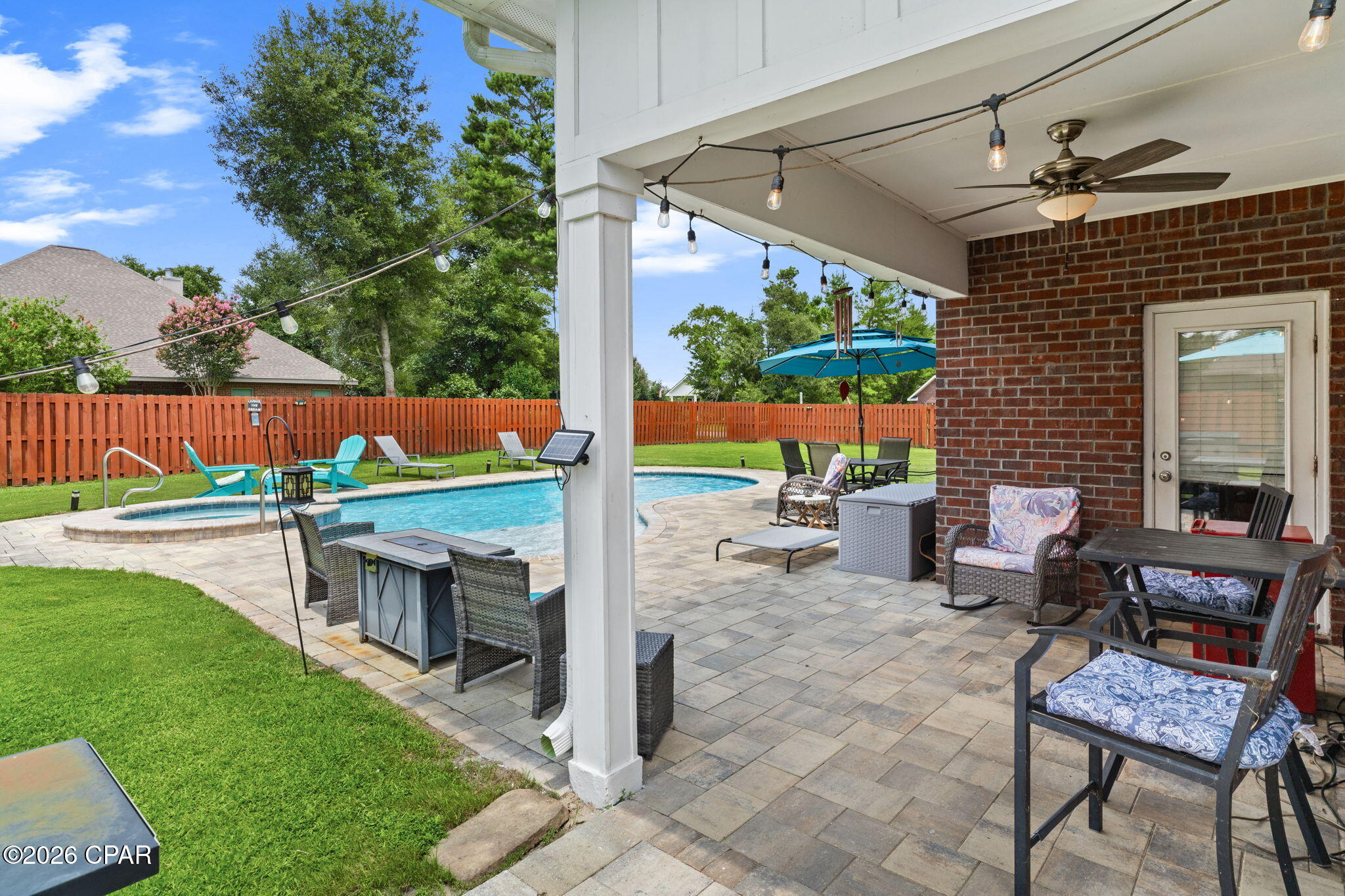 main property photo 14