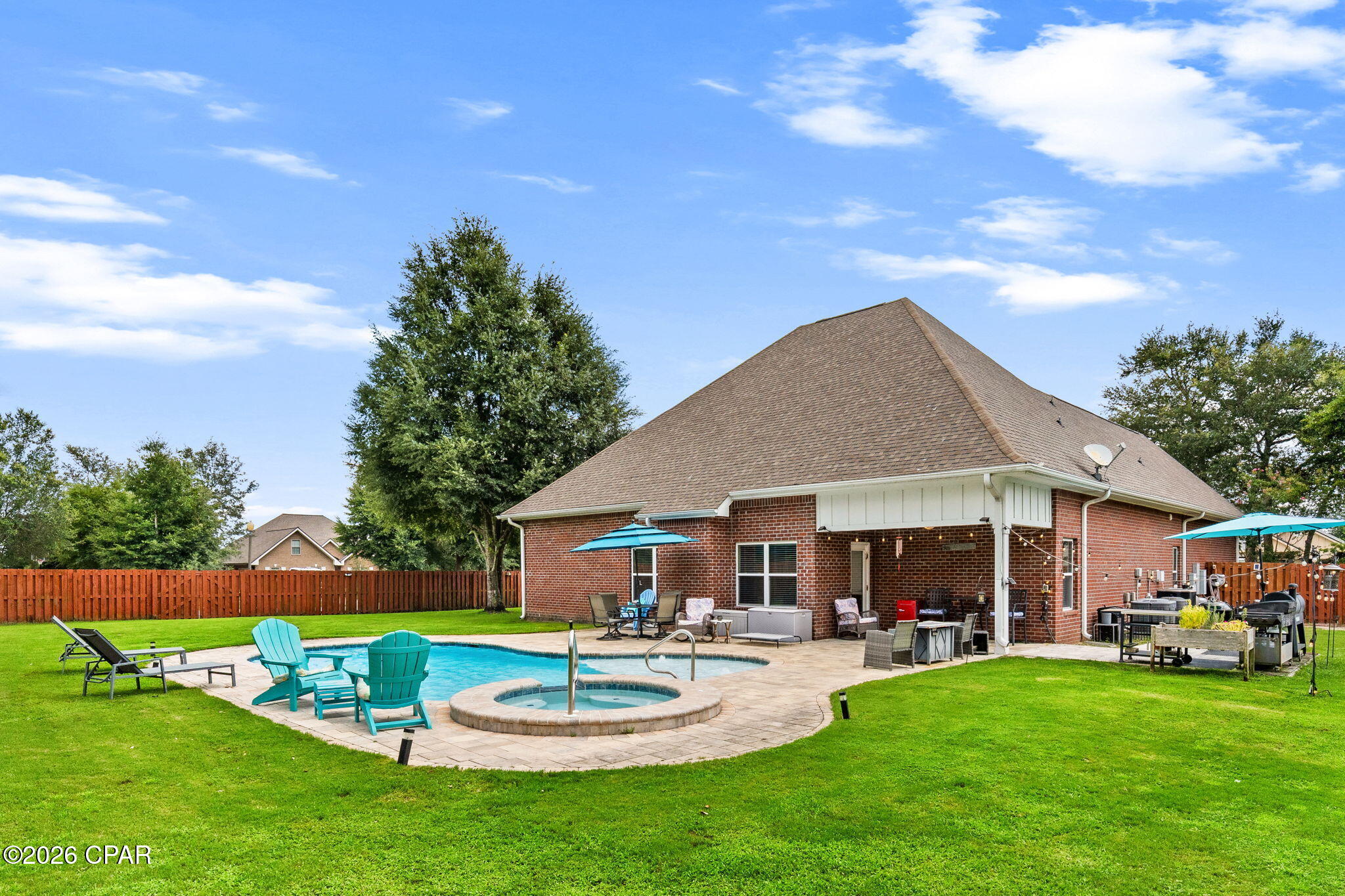 main property photo 15