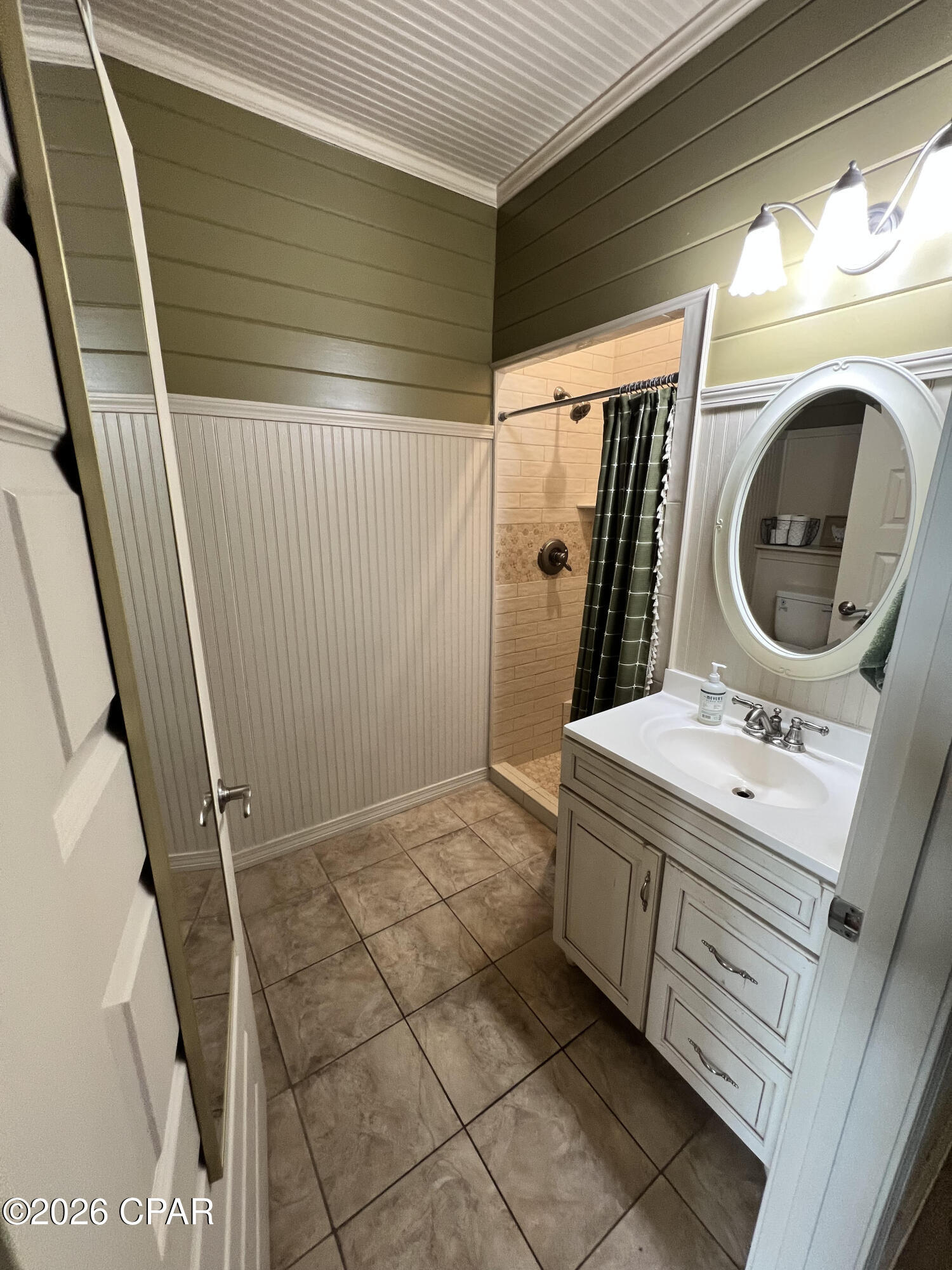 main property photo 78