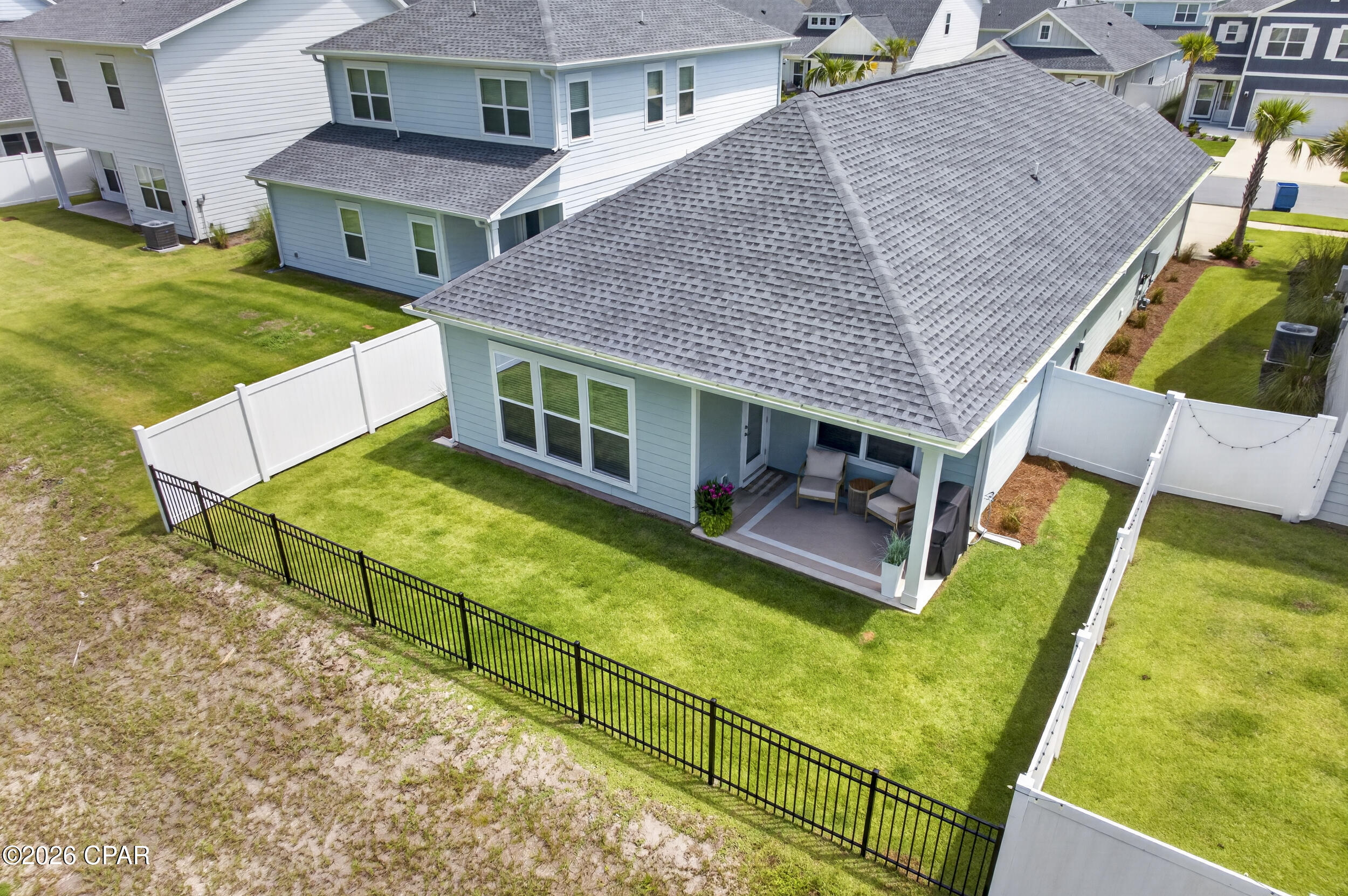 main property photo 45